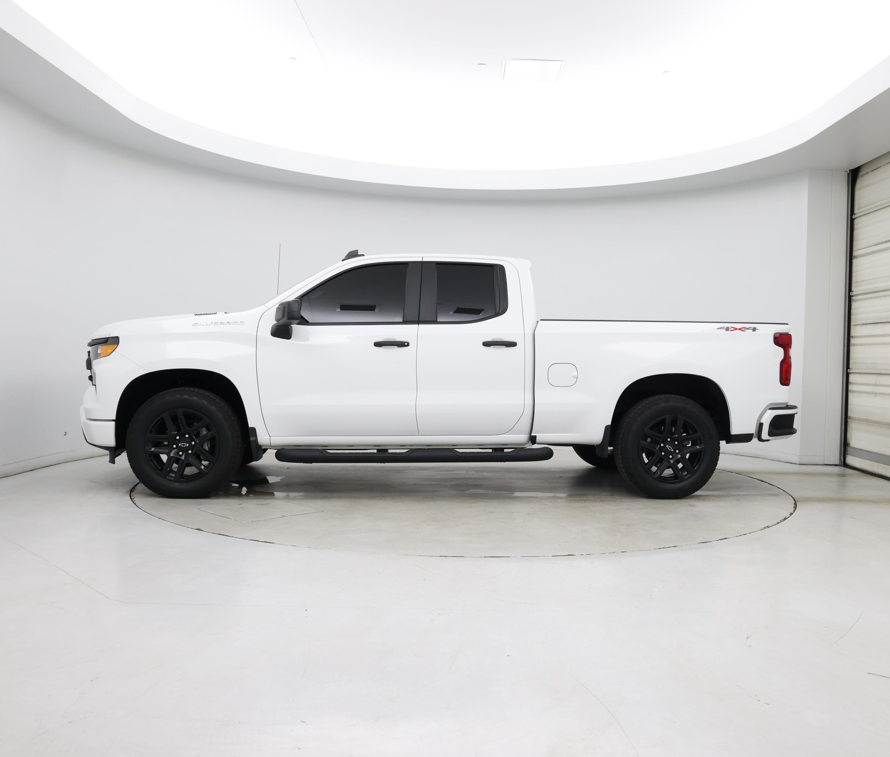 Thumbnail: 2025 Chevrolet Silverado 1500 - 3