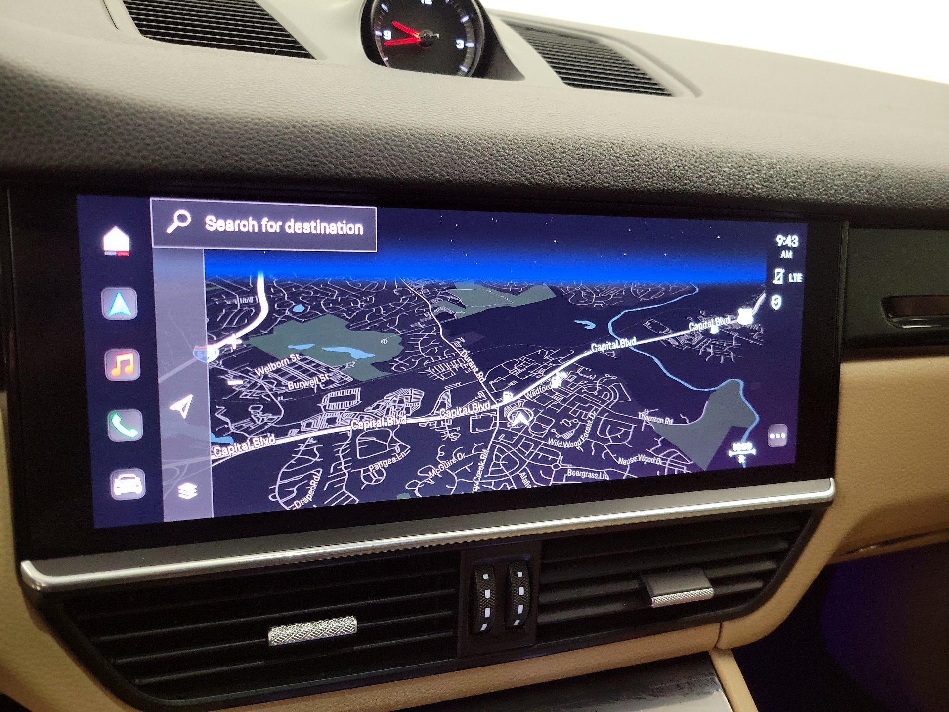 Thumbnail: 2022 Porsche Cayenne - 14