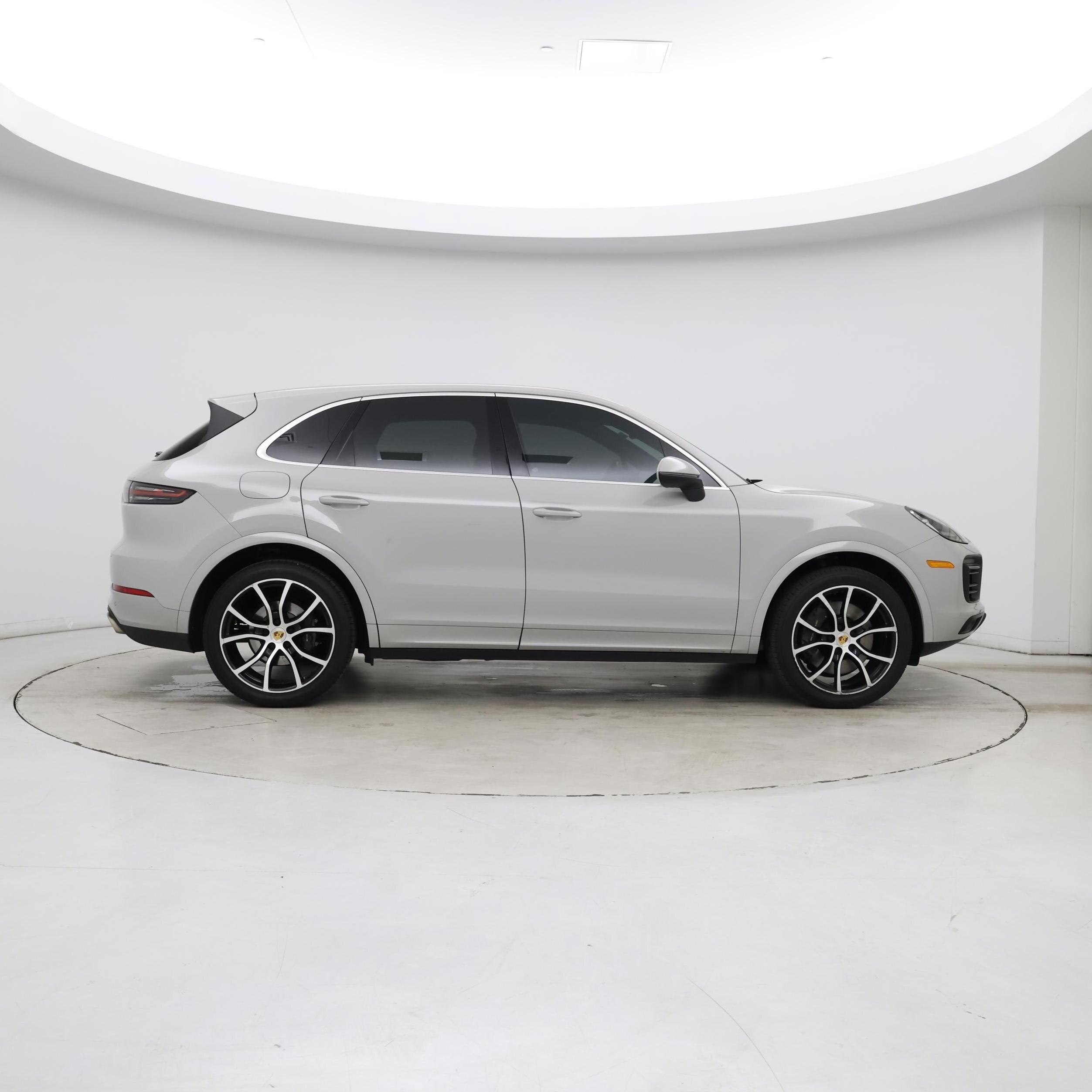 Thumbnail: 2022 Porsche Cayenne - 7