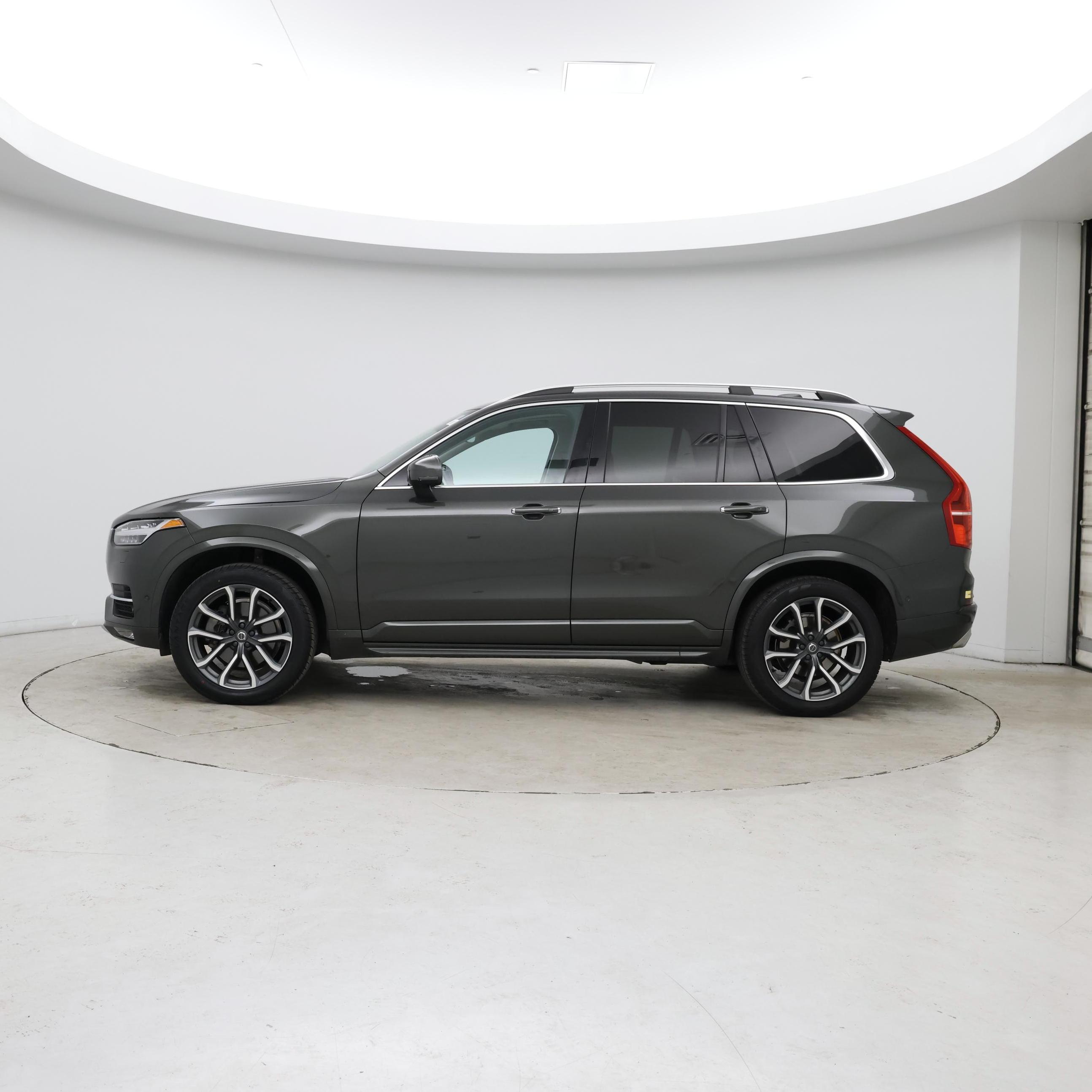Thumbnail: 2018 Volvo XC90 - 3