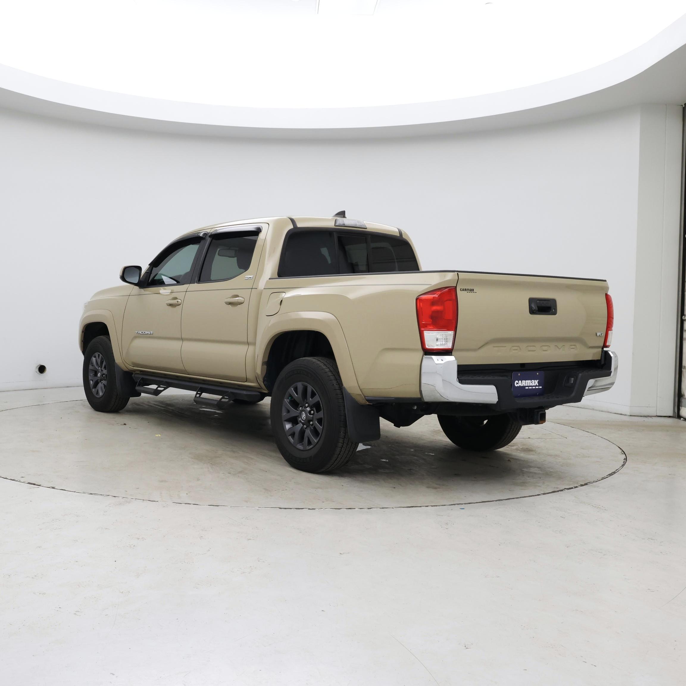 Thumbnail: 2017 Toyota Tacoma - 2