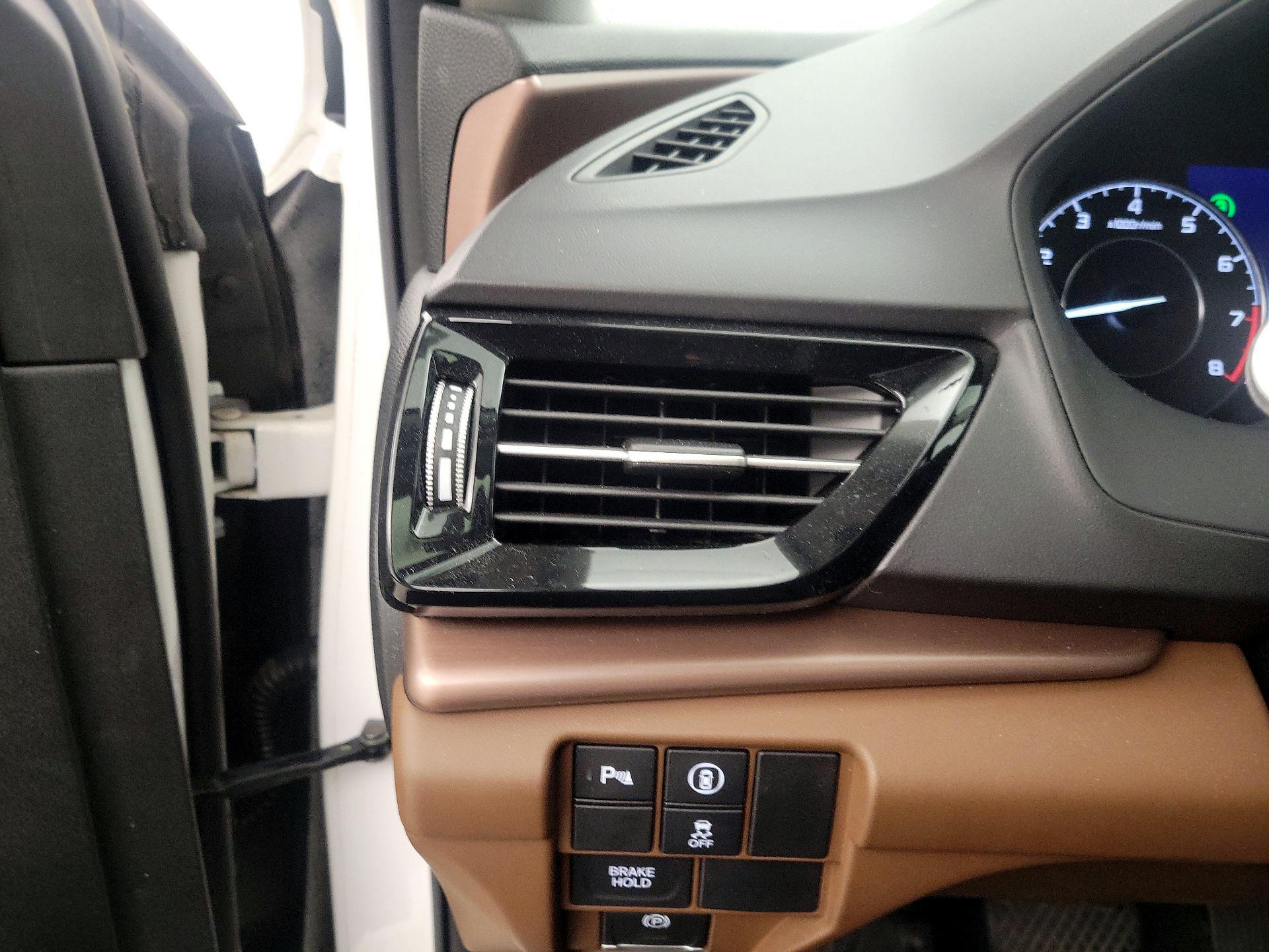 Thumbnail: 2022 Acura RDX - 13