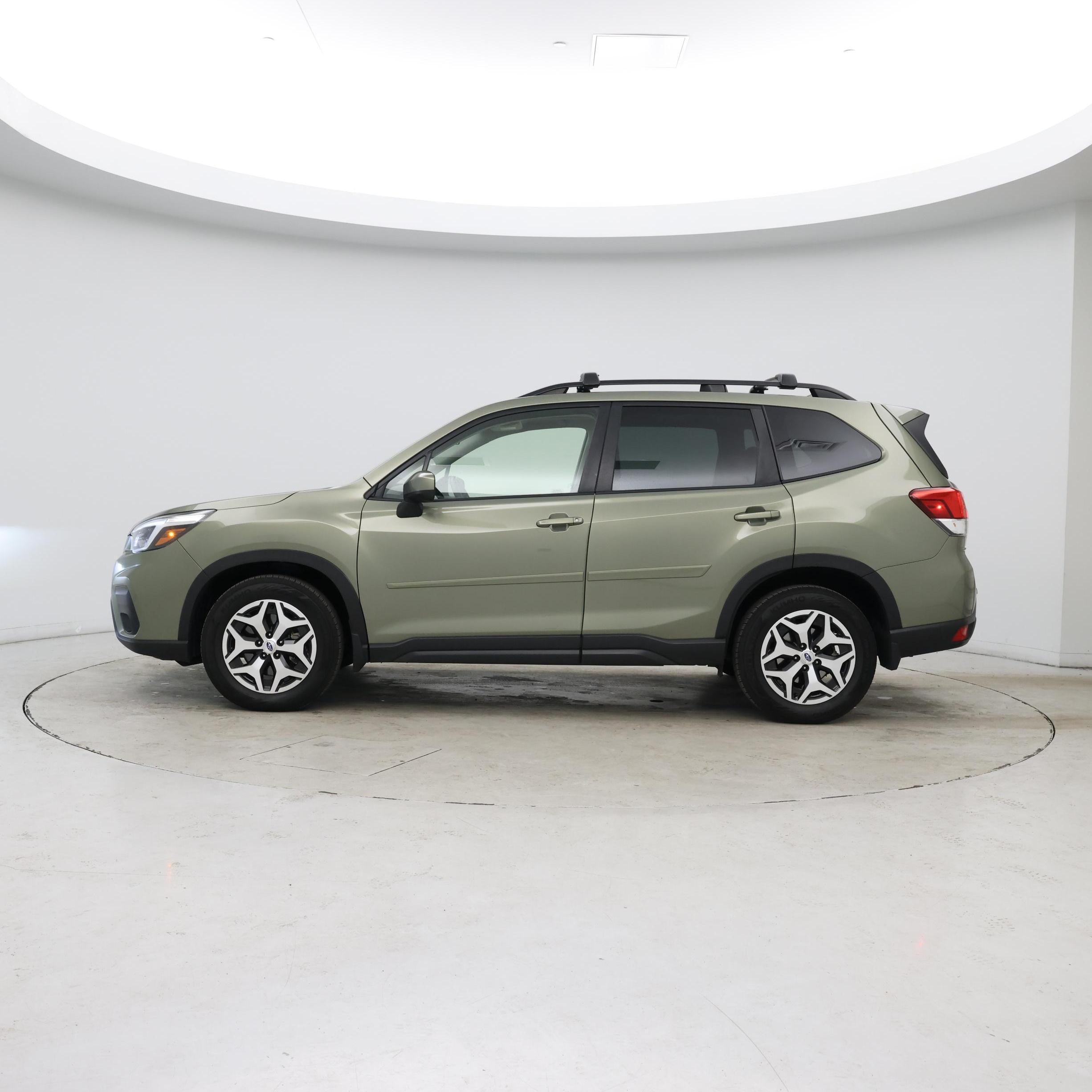 Thumbnail: 2021 Subaru Forester - 3