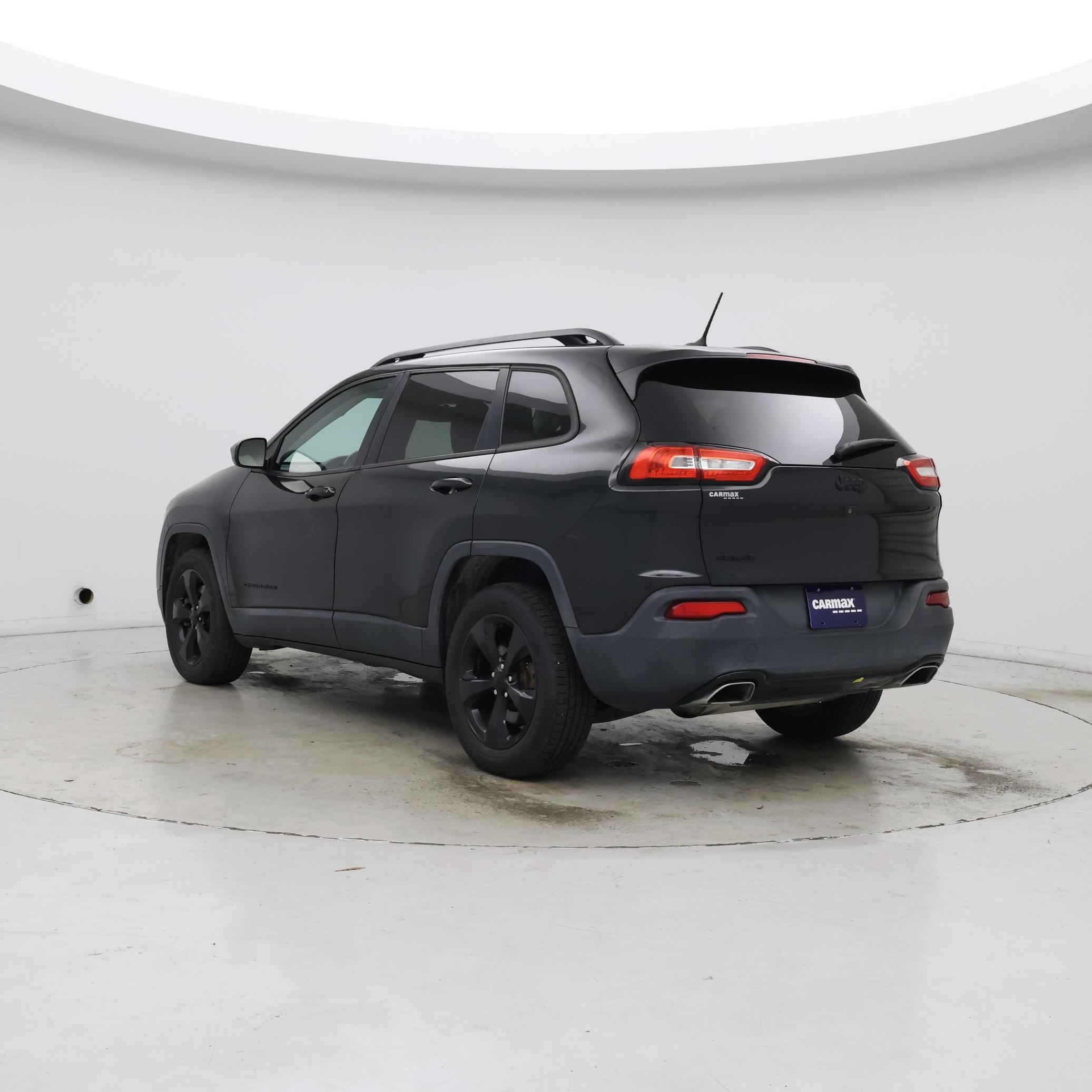 Thumbnail: 2015 Jeep Cherokee - 2