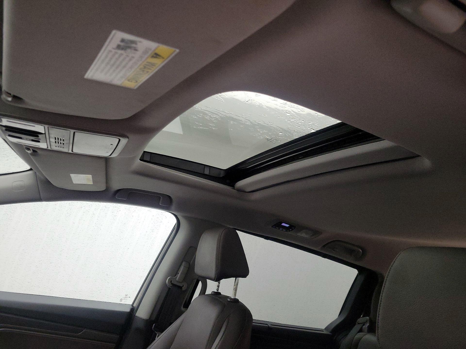 Thumbnail: 2020 Honda Odyssey - 18