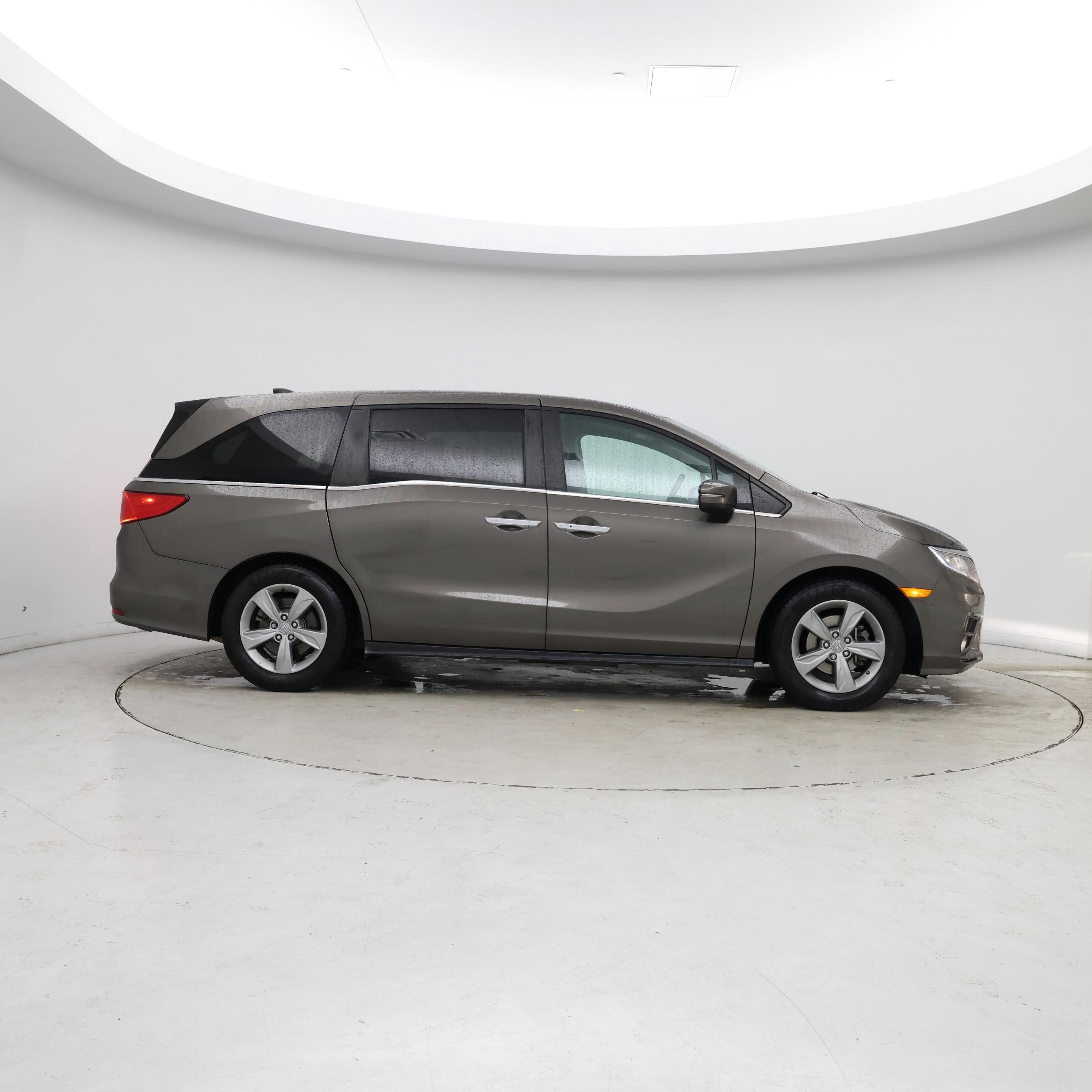 Thumbnail: 2020 Honda Odyssey - 7