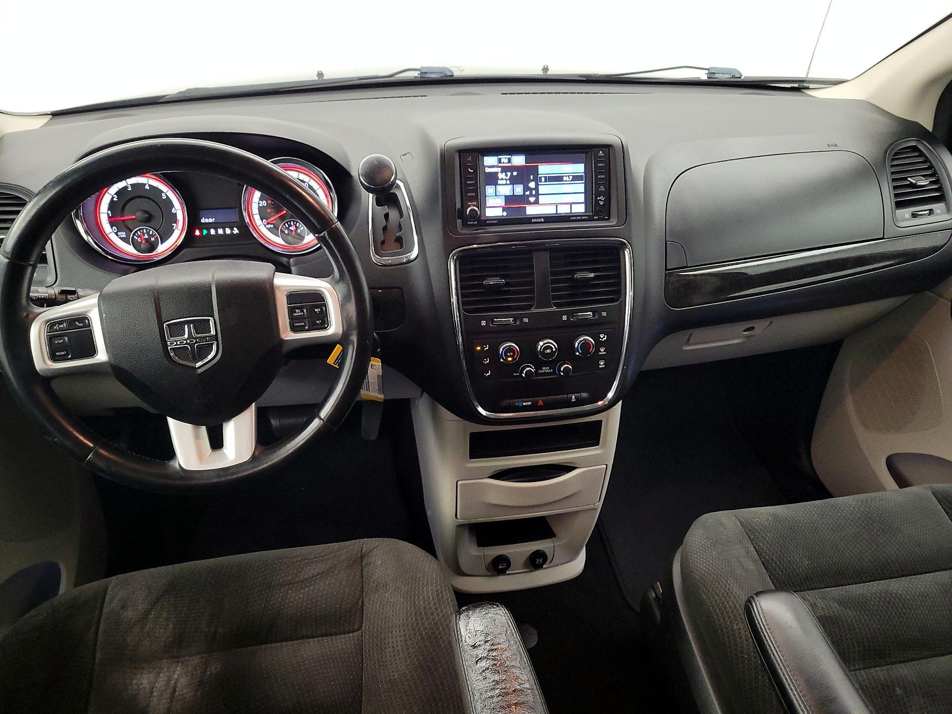 Thumbnail: 2017 Dodge Grand Caravan - 9