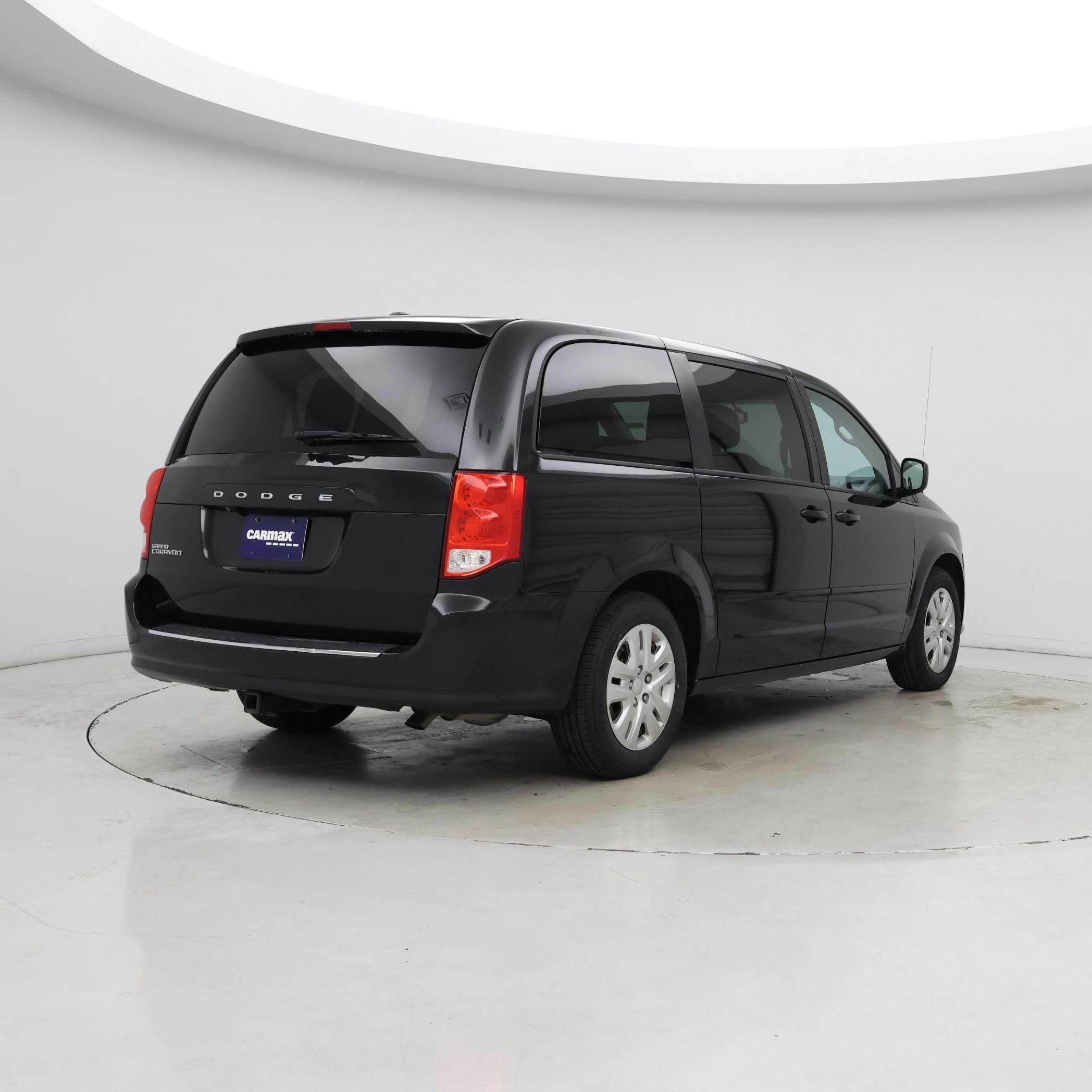 Thumbnail: 2017 Dodge Grand Caravan - 8