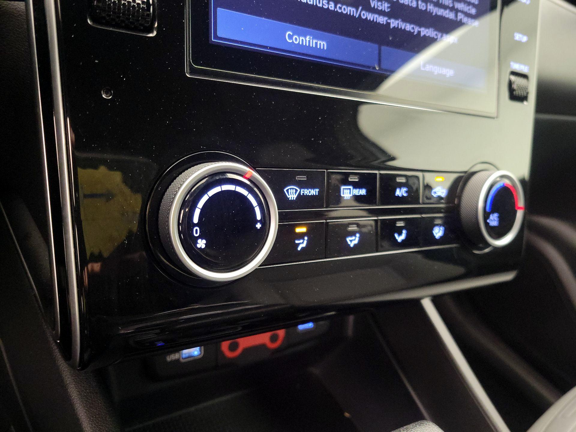 Thumbnail: 2022 Hyundai Santa Cruz - 16