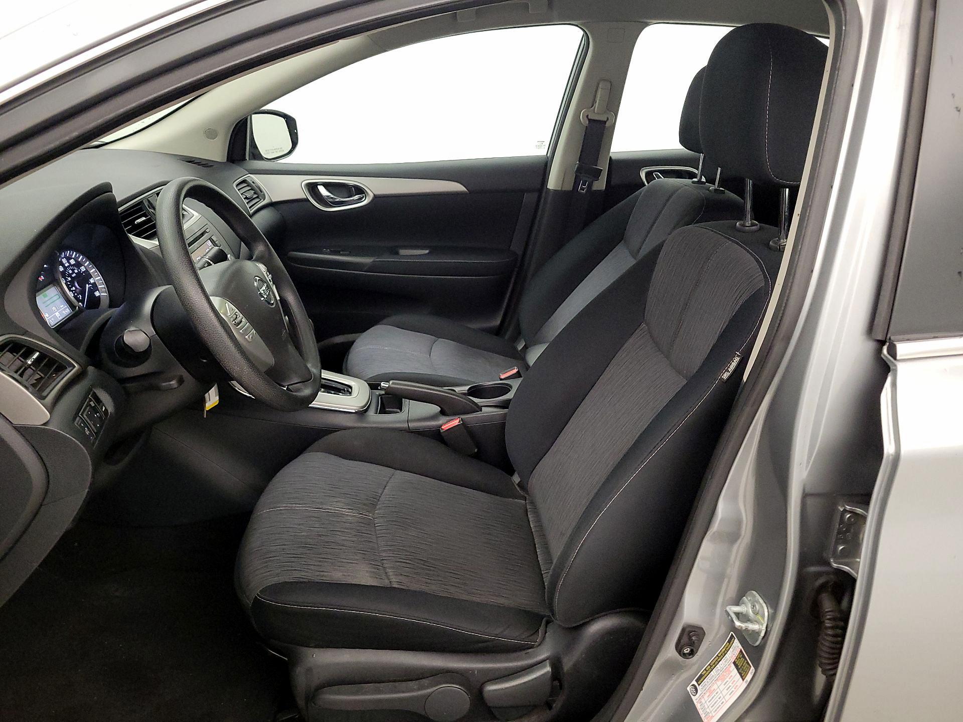 Thumbnail: 2014 Nissan Sentra - 11