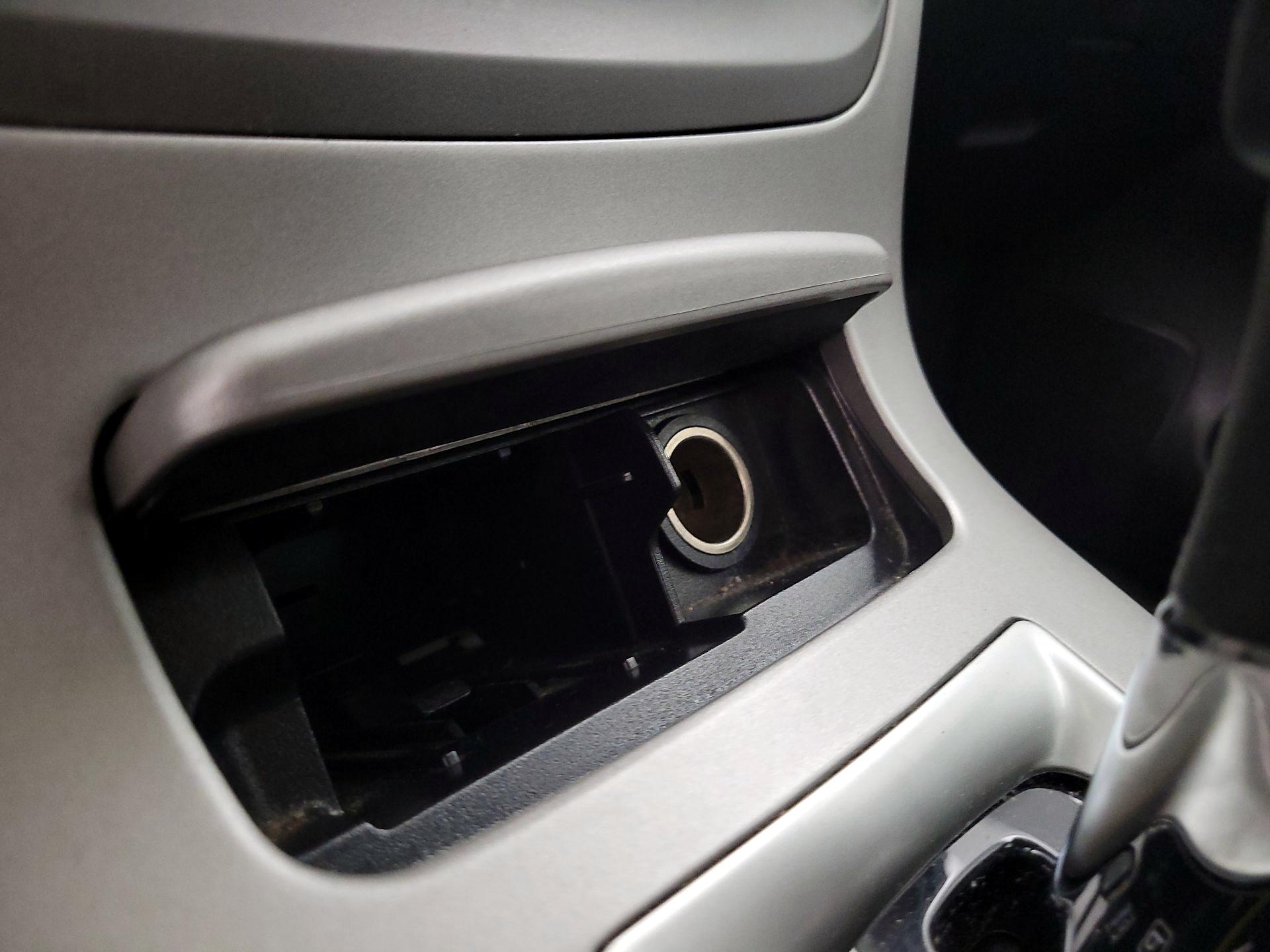 Thumbnail: 2014 Nissan Sentra - 17