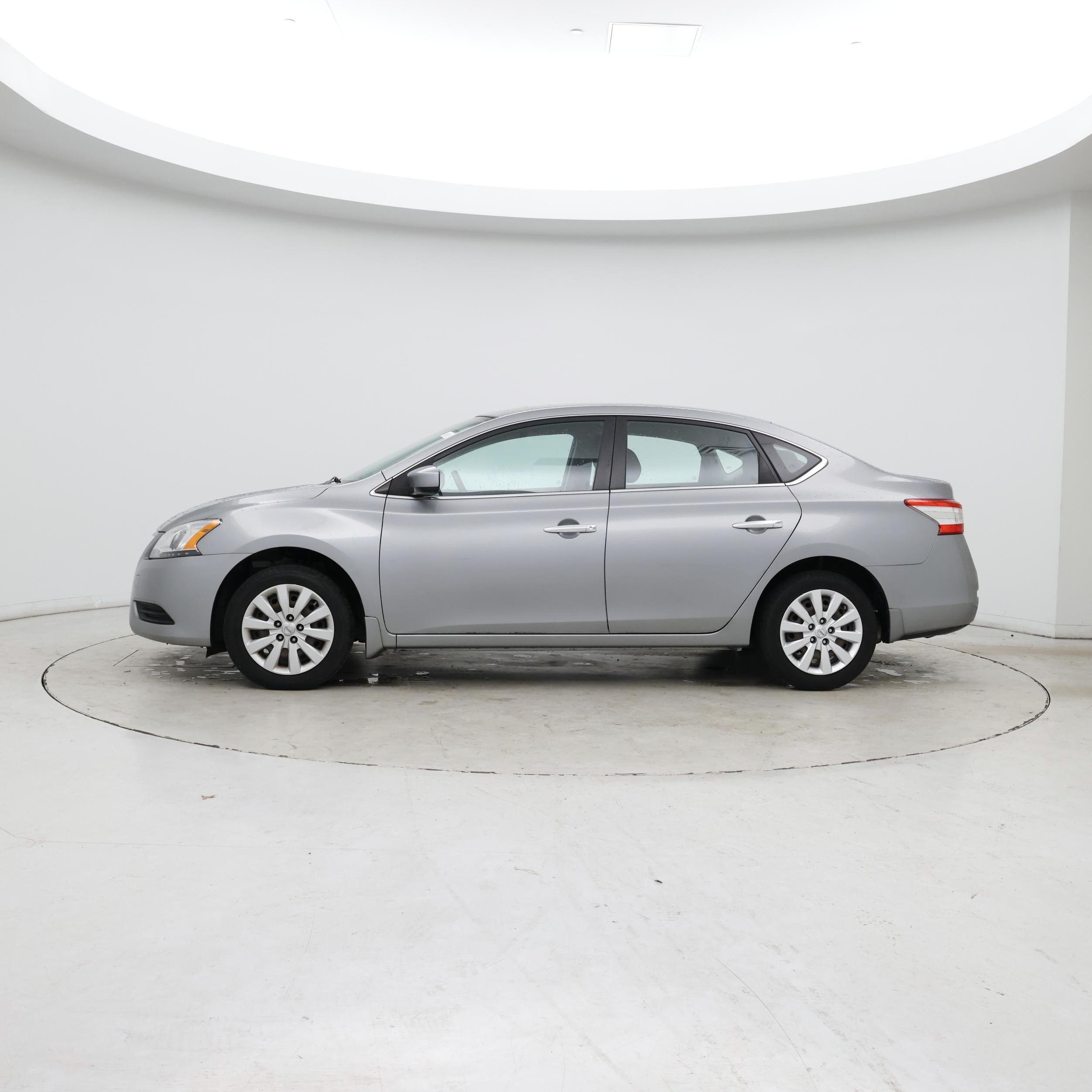 Thumbnail: 2014 Nissan Sentra - 3