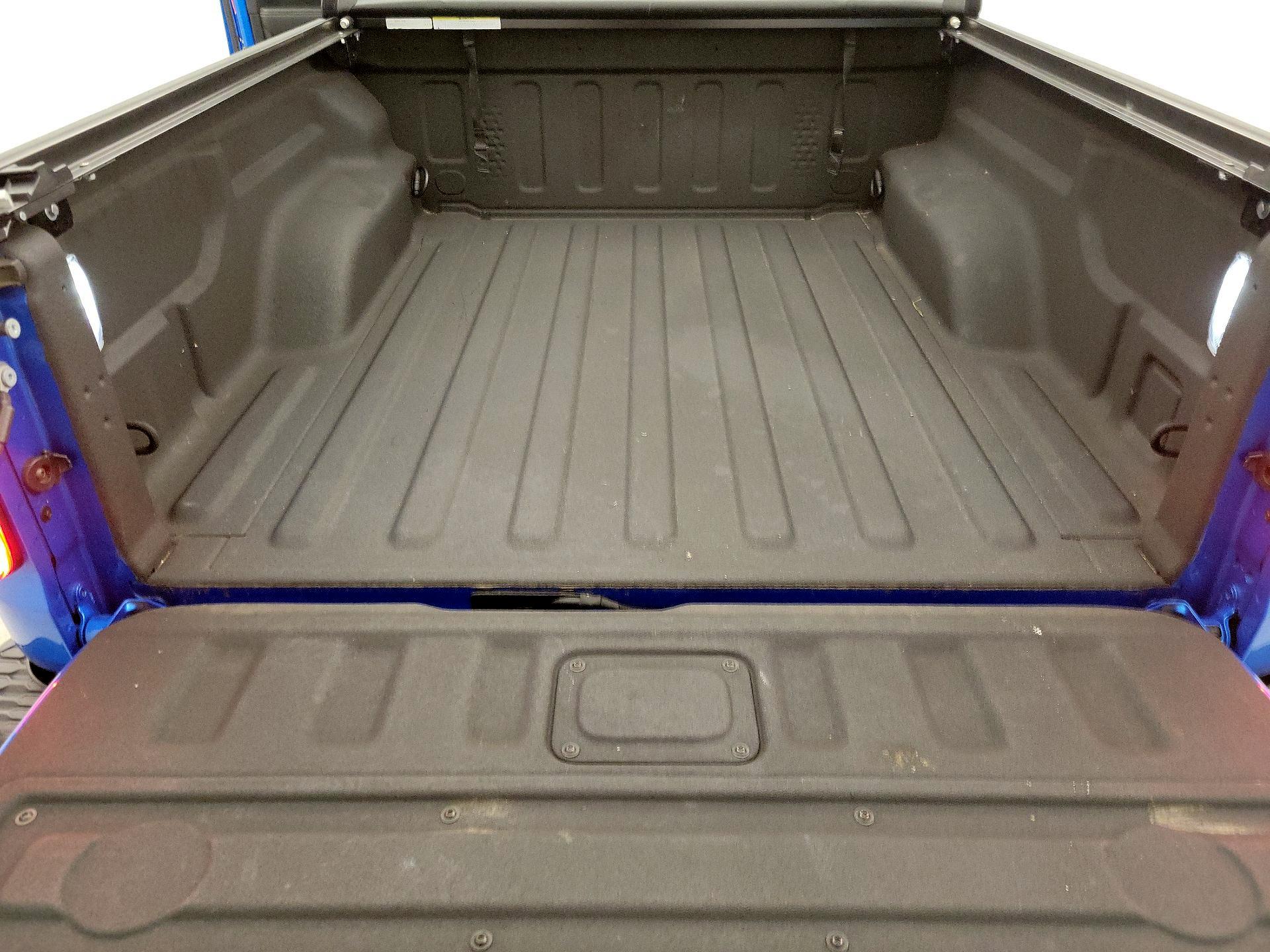 Thumbnail: 2023 Jeep Gladiator - 20