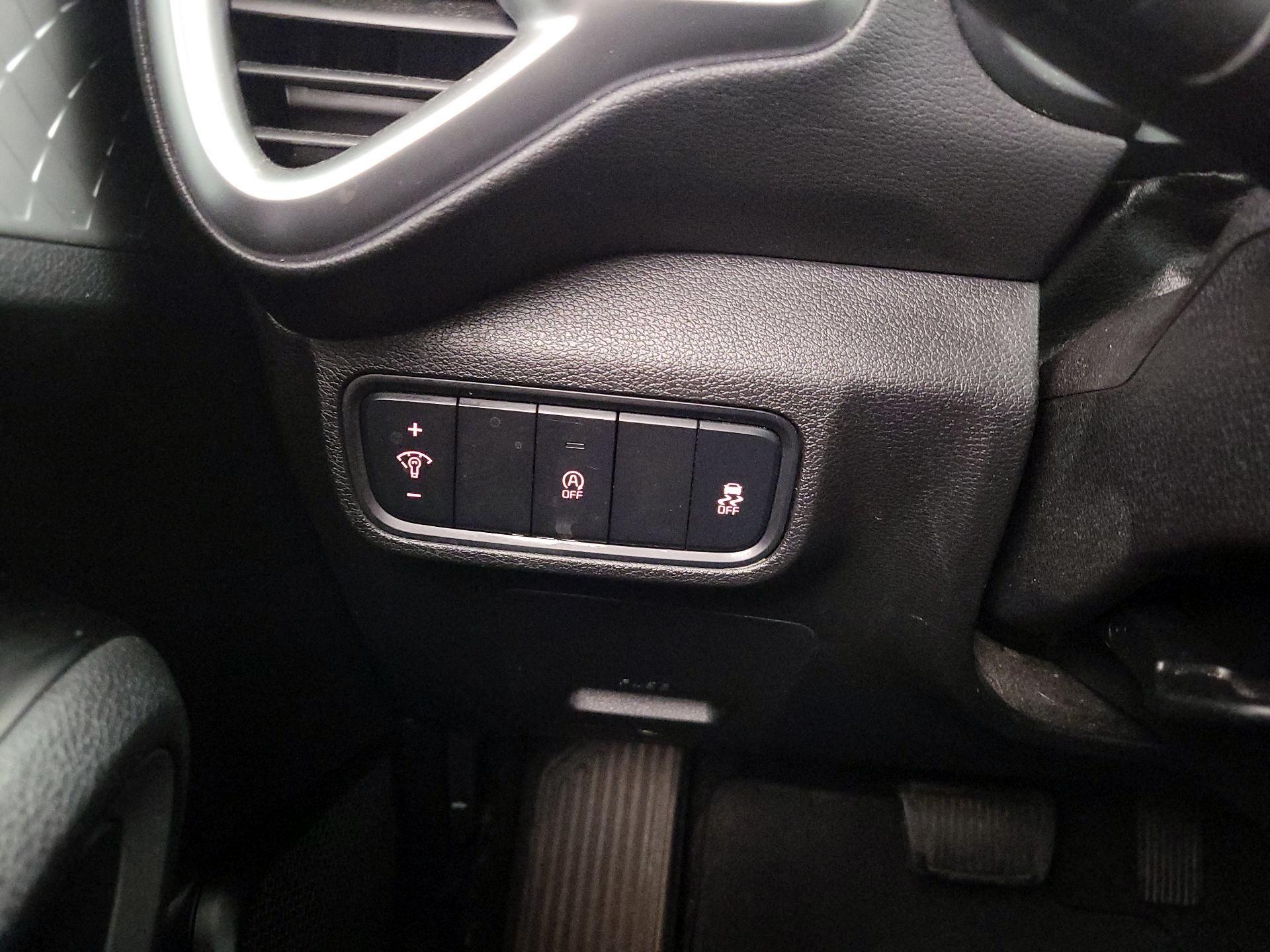 Thumbnail: 2020 Kia Soul - 13