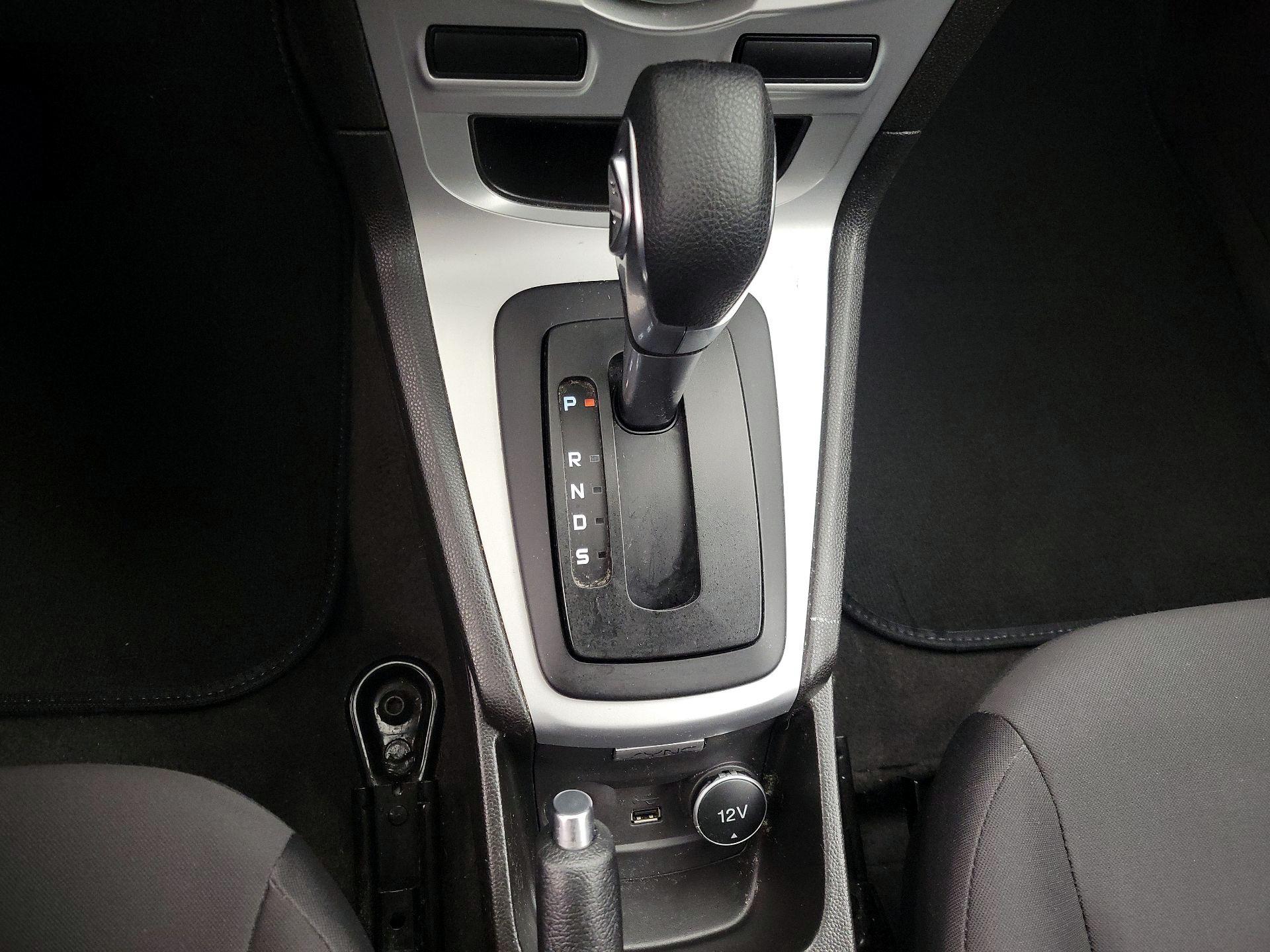 Thumbnail: 2019 Ford Fiesta - 17