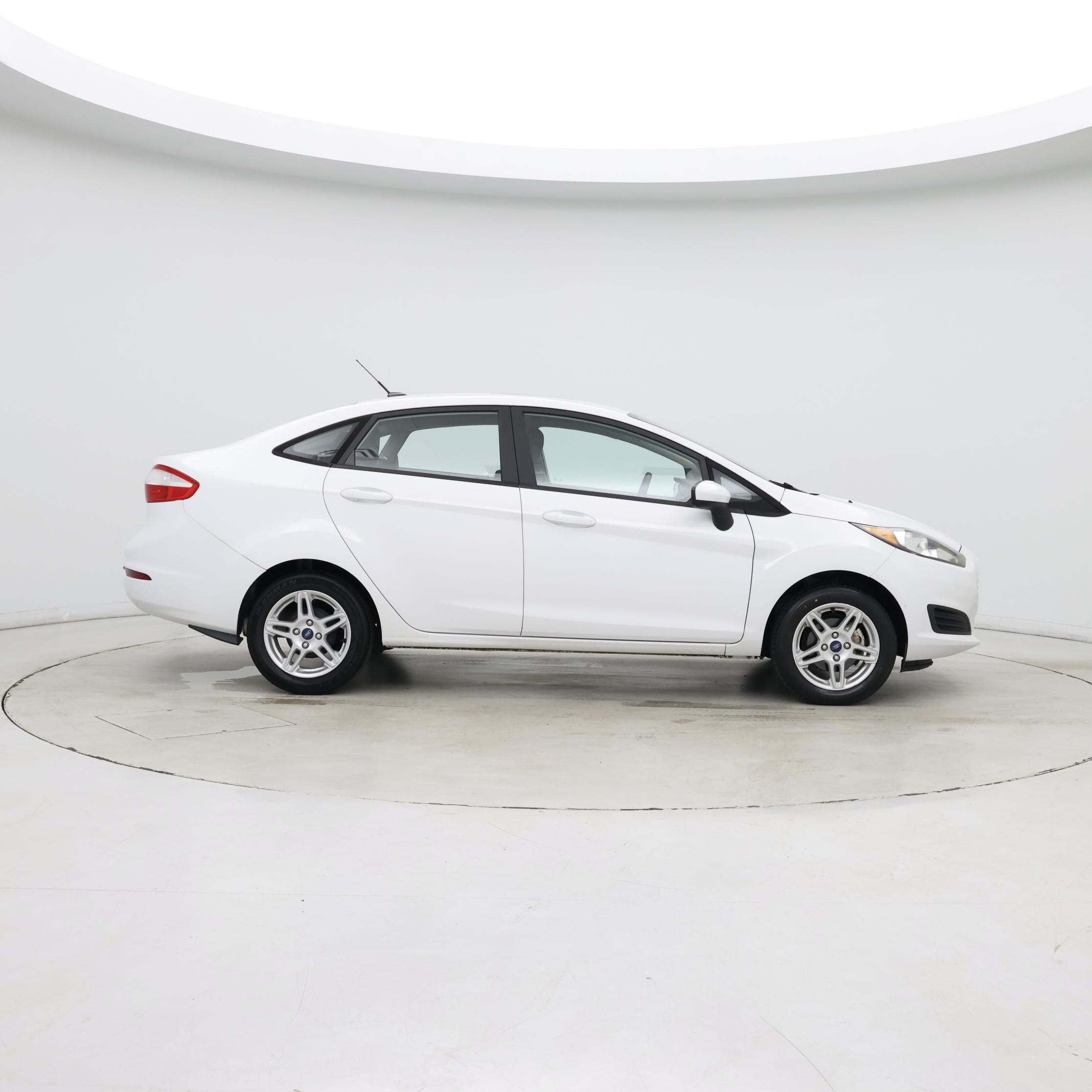 Thumbnail: 2019 Ford Fiesta - 7