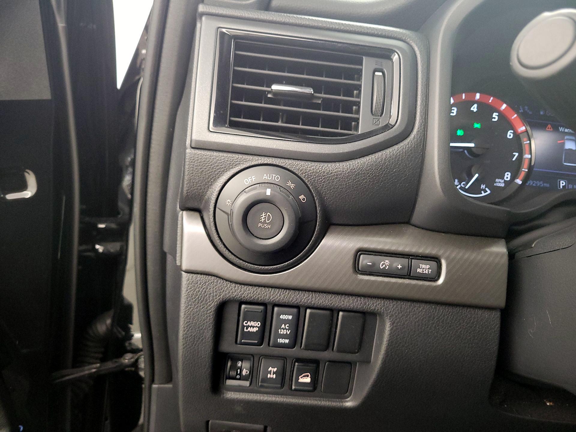 Thumbnail: 2021 Nissan Titan - 13