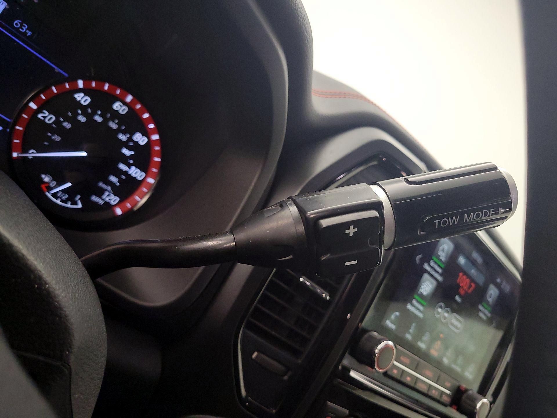 Thumbnail: 2021 Nissan Titan - 17