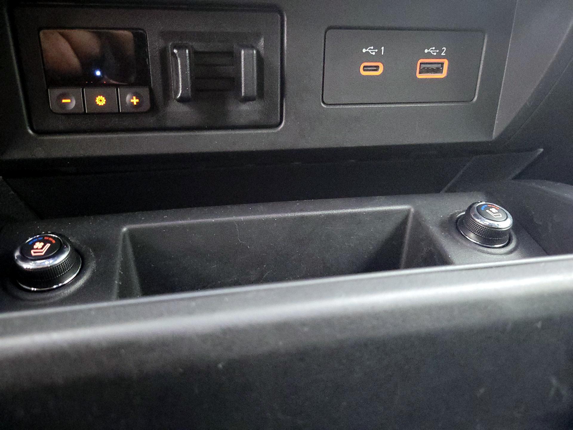 Thumbnail: 2021 Nissan Titan - 18