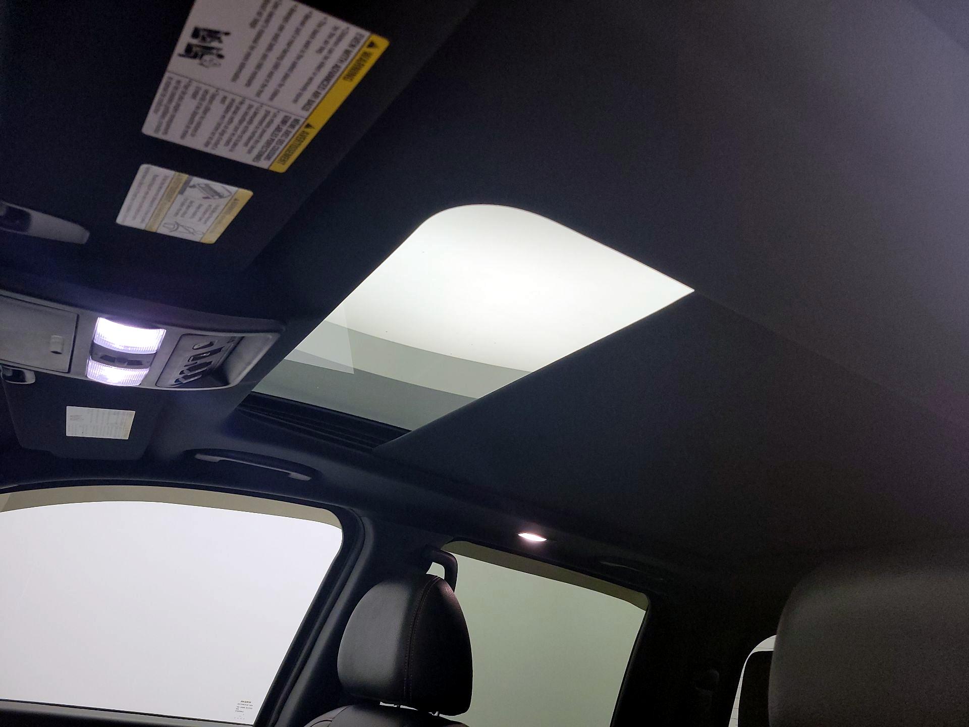 Thumbnail: 2021 Nissan Titan - 19