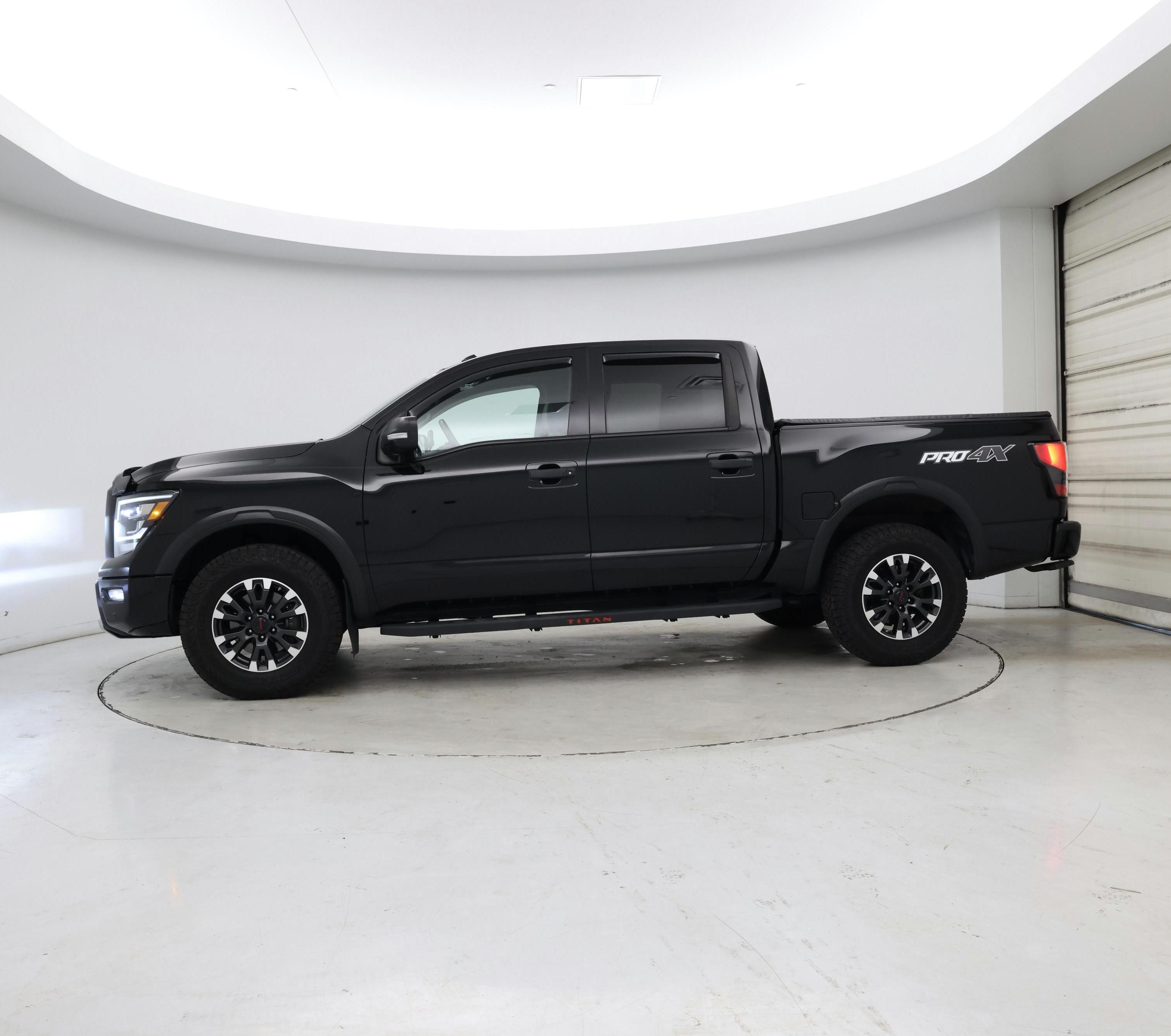 Thumbnail: 2021 Nissan Titan - 3