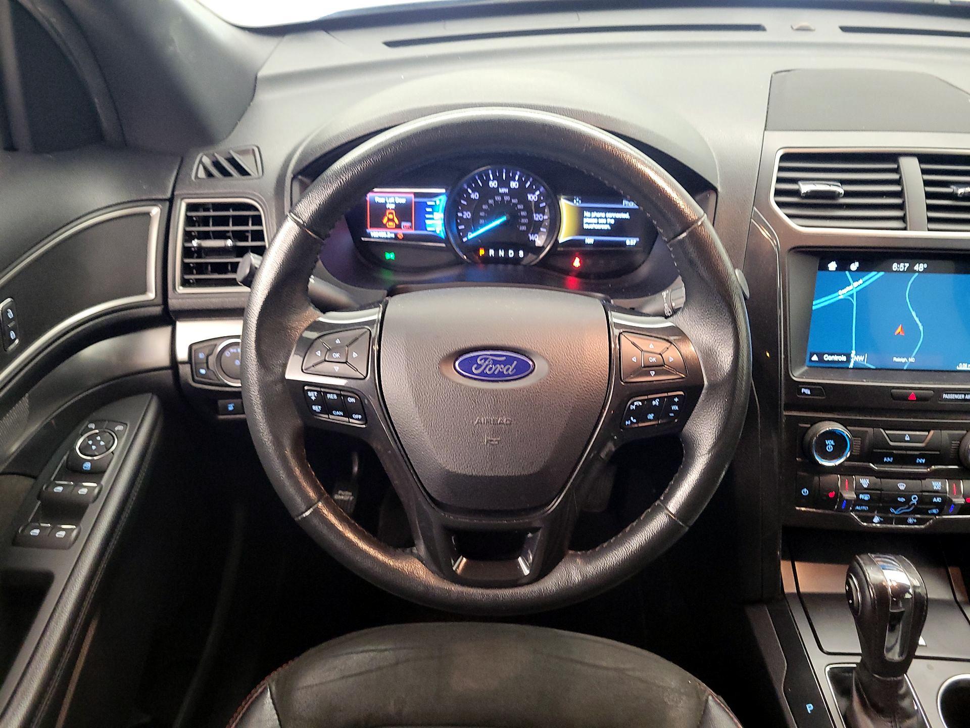 Thumbnail: 2018 Ford Explorer - 10