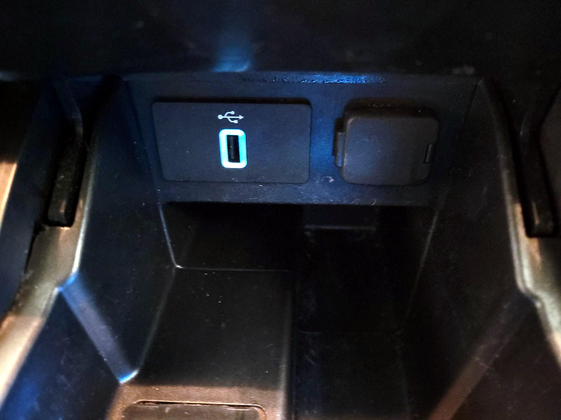 Thumbnail: 2018 Ford Explorer - 19