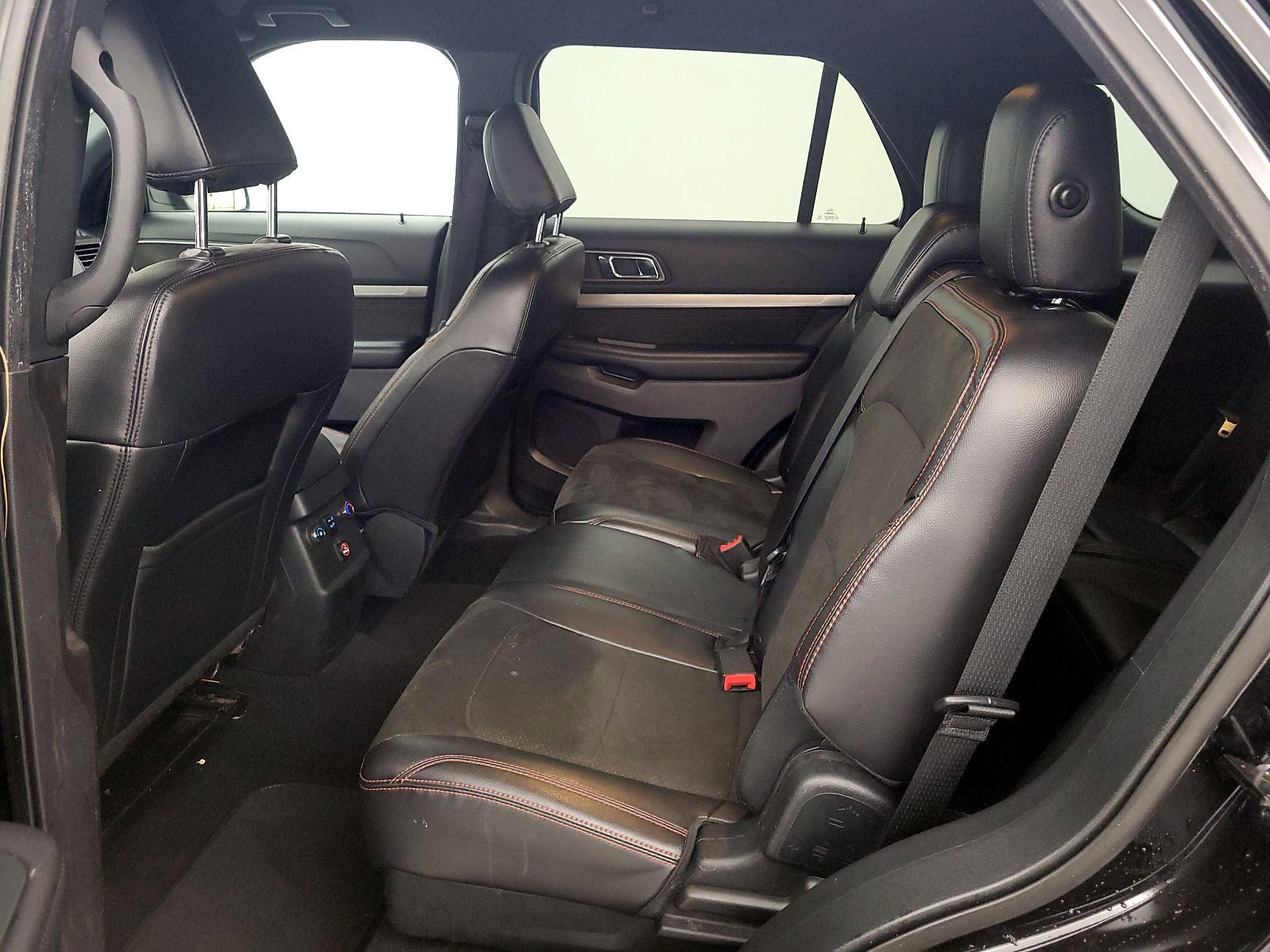 Thumbnail: 2018 Ford Explorer - 20