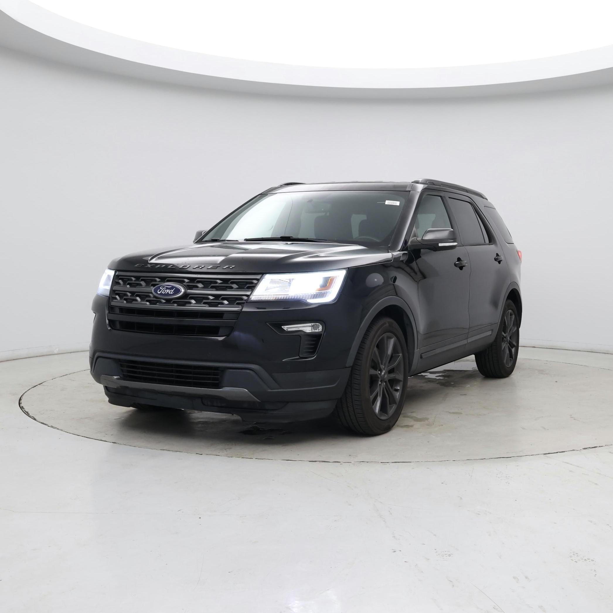 Thumbnail: 2018 Ford Explorer - 4