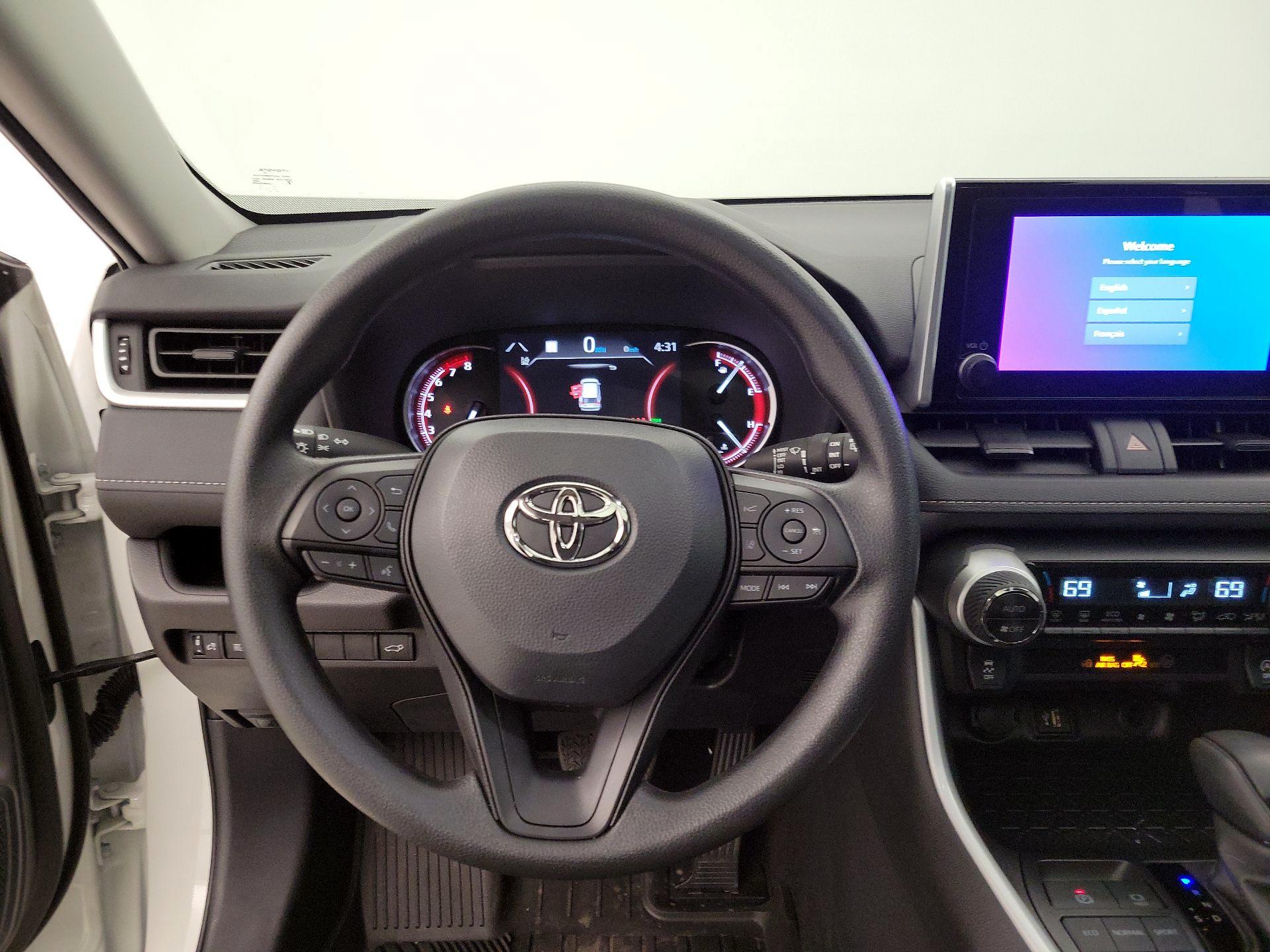 Thumbnail: 2025 Toyota RAV4 - 10