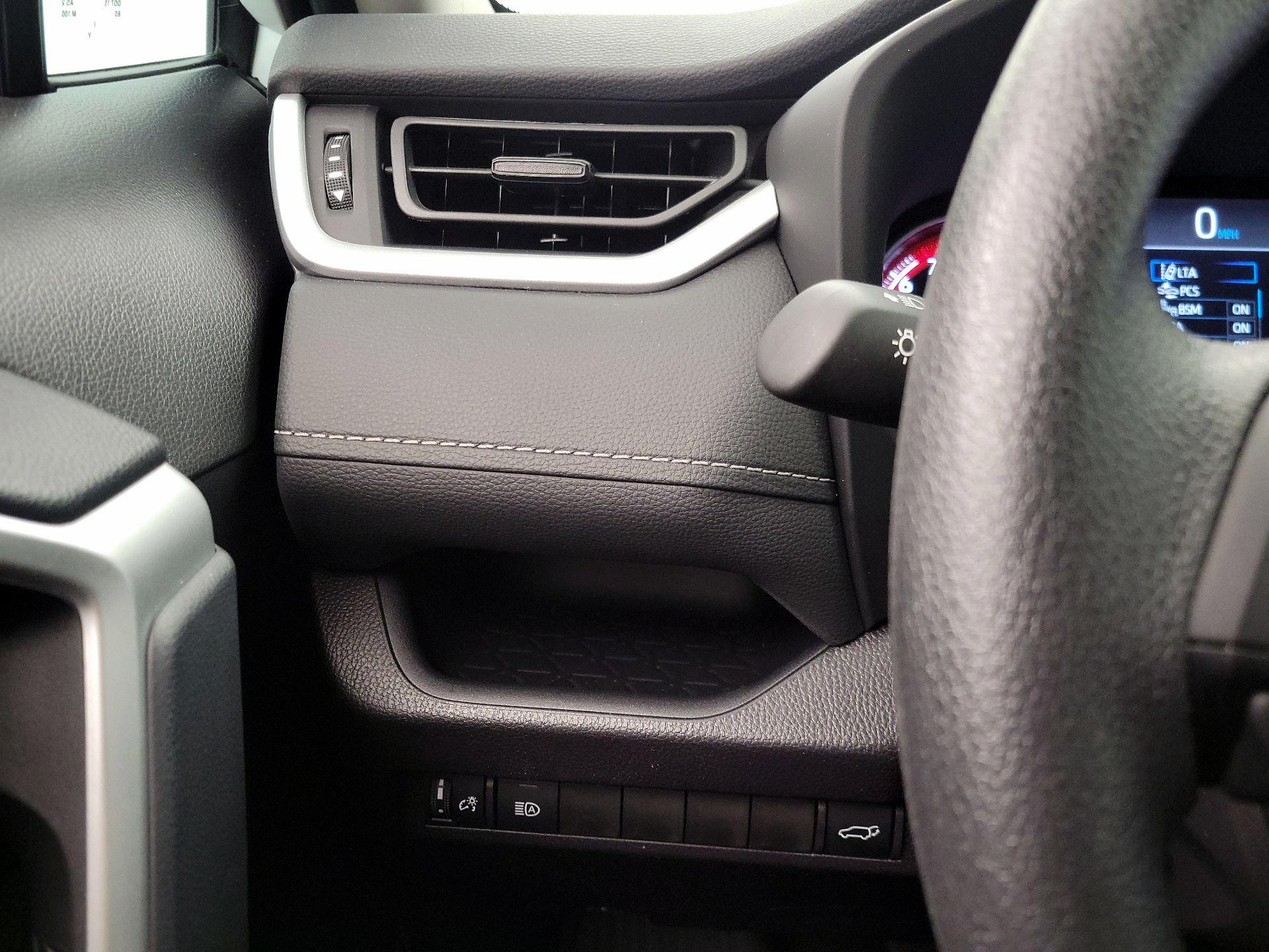 Thumbnail: 2025 Toyota RAV4 - 13