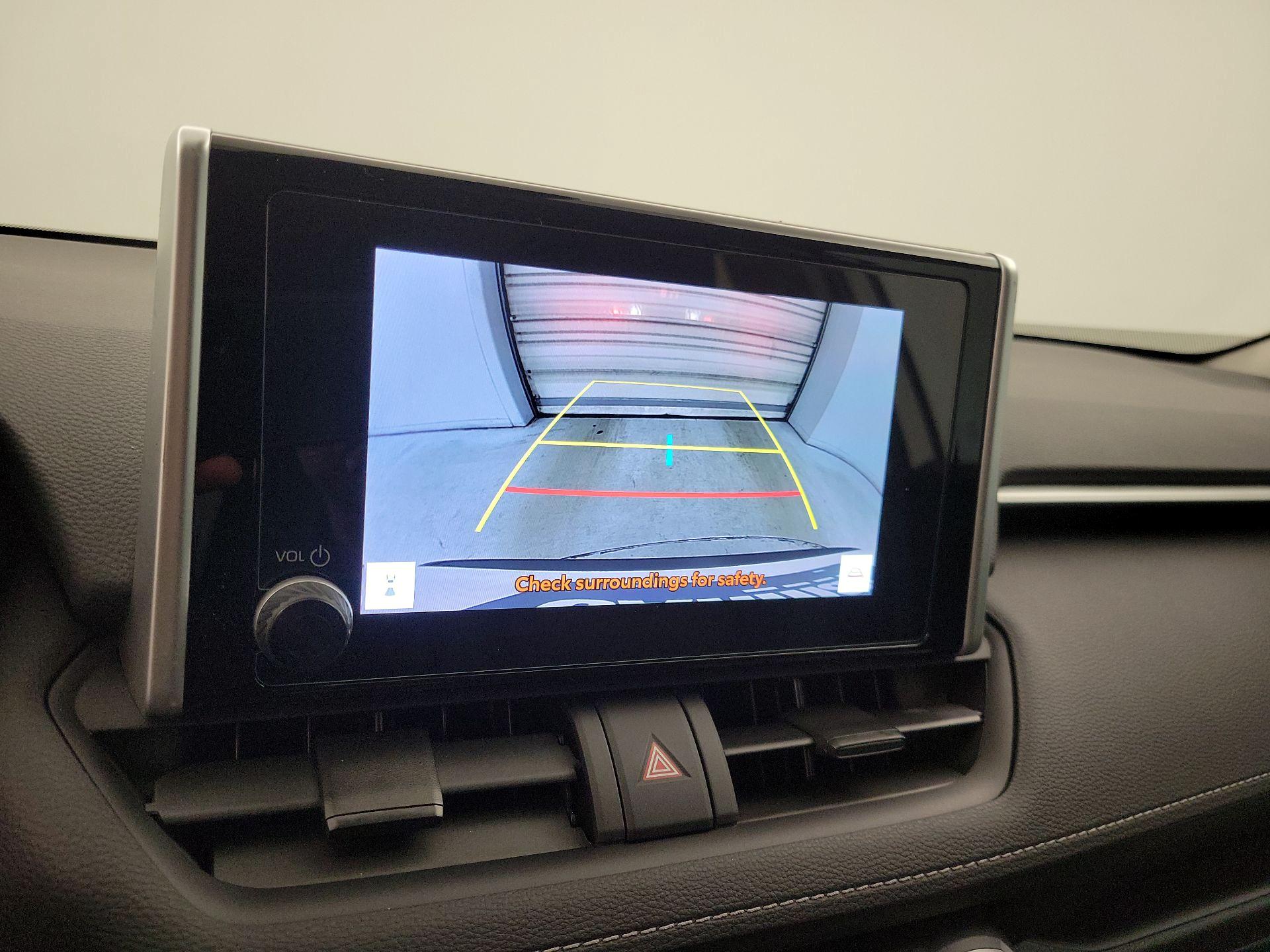 Thumbnail: 2025 Toyota RAV4 - 14