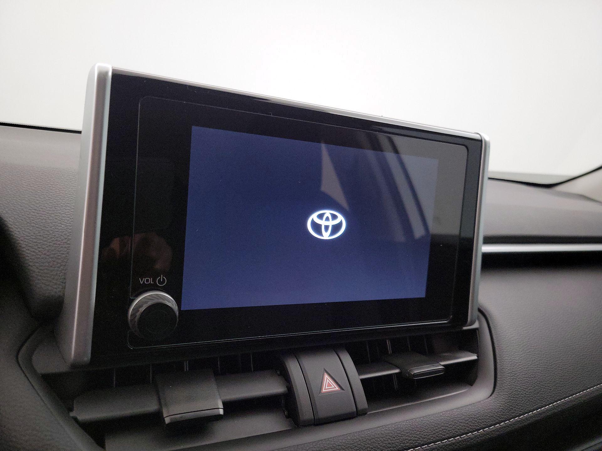 Thumbnail: 2025 Toyota RAV4 - 15