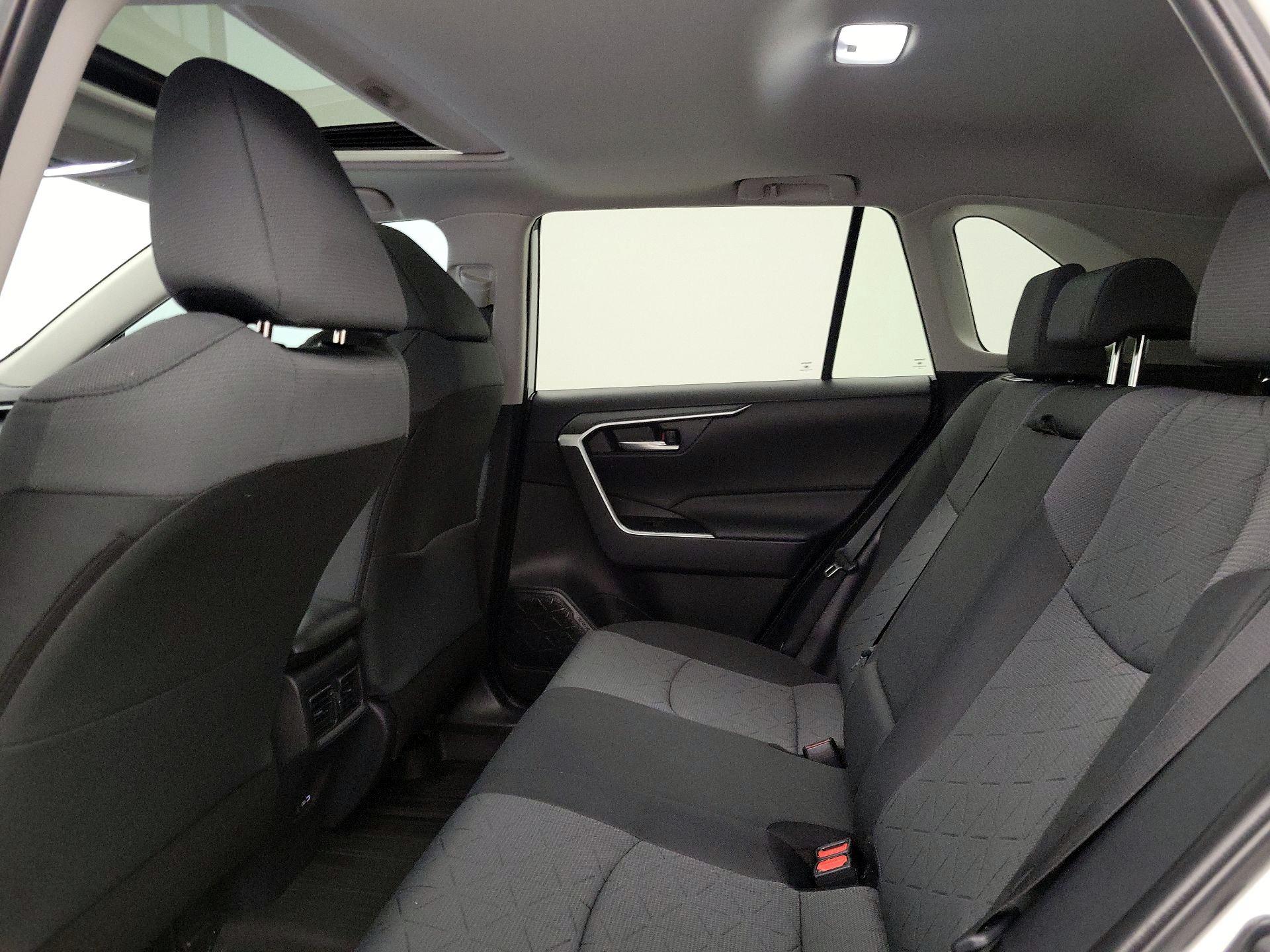 Thumbnail: 2025 Toyota RAV4 - 20