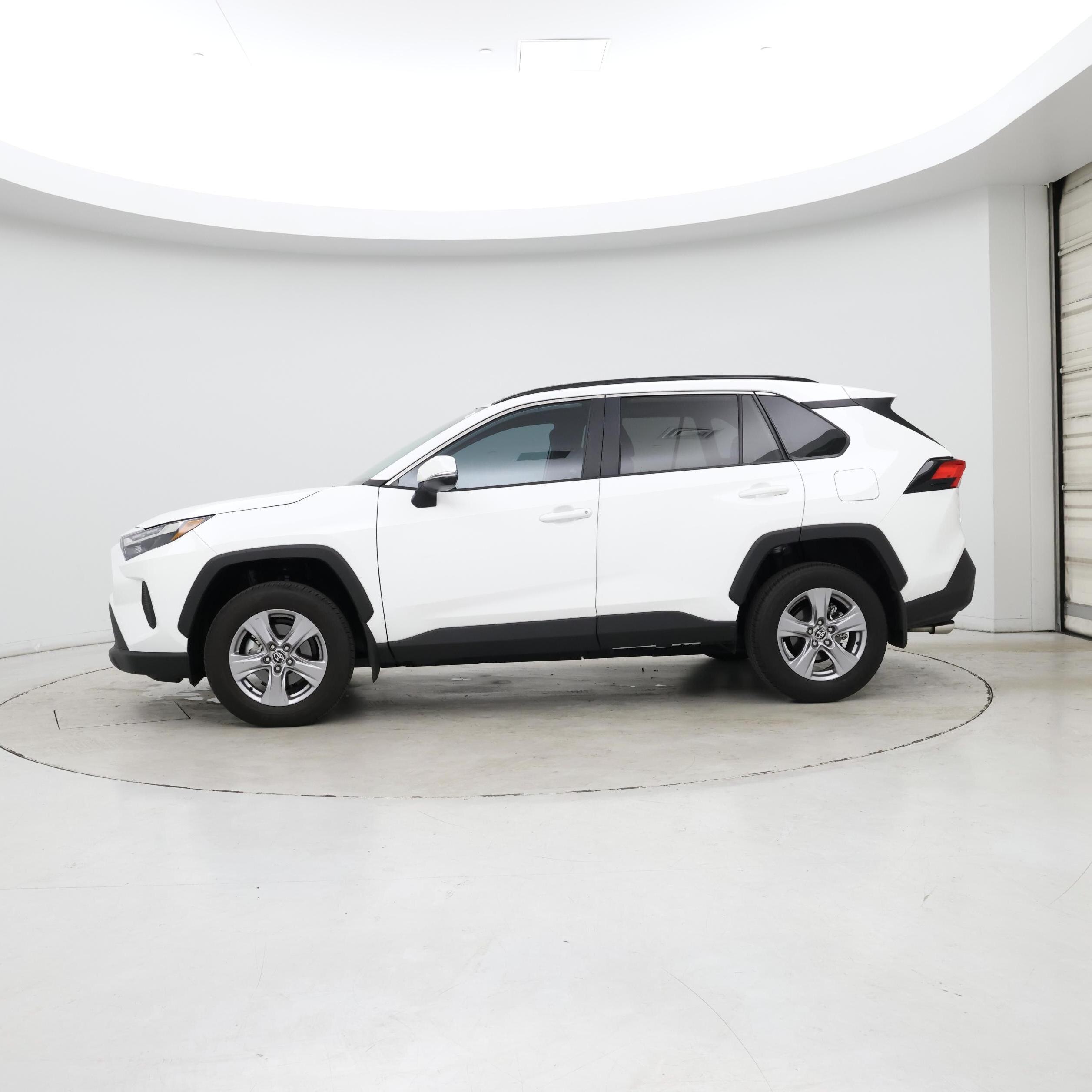 Thumbnail: 2025 Toyota RAV4 - 3