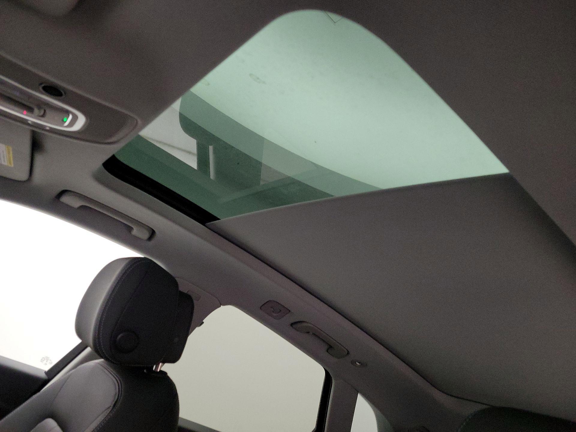 Thumbnail: 2023 Audi Q5 - 19