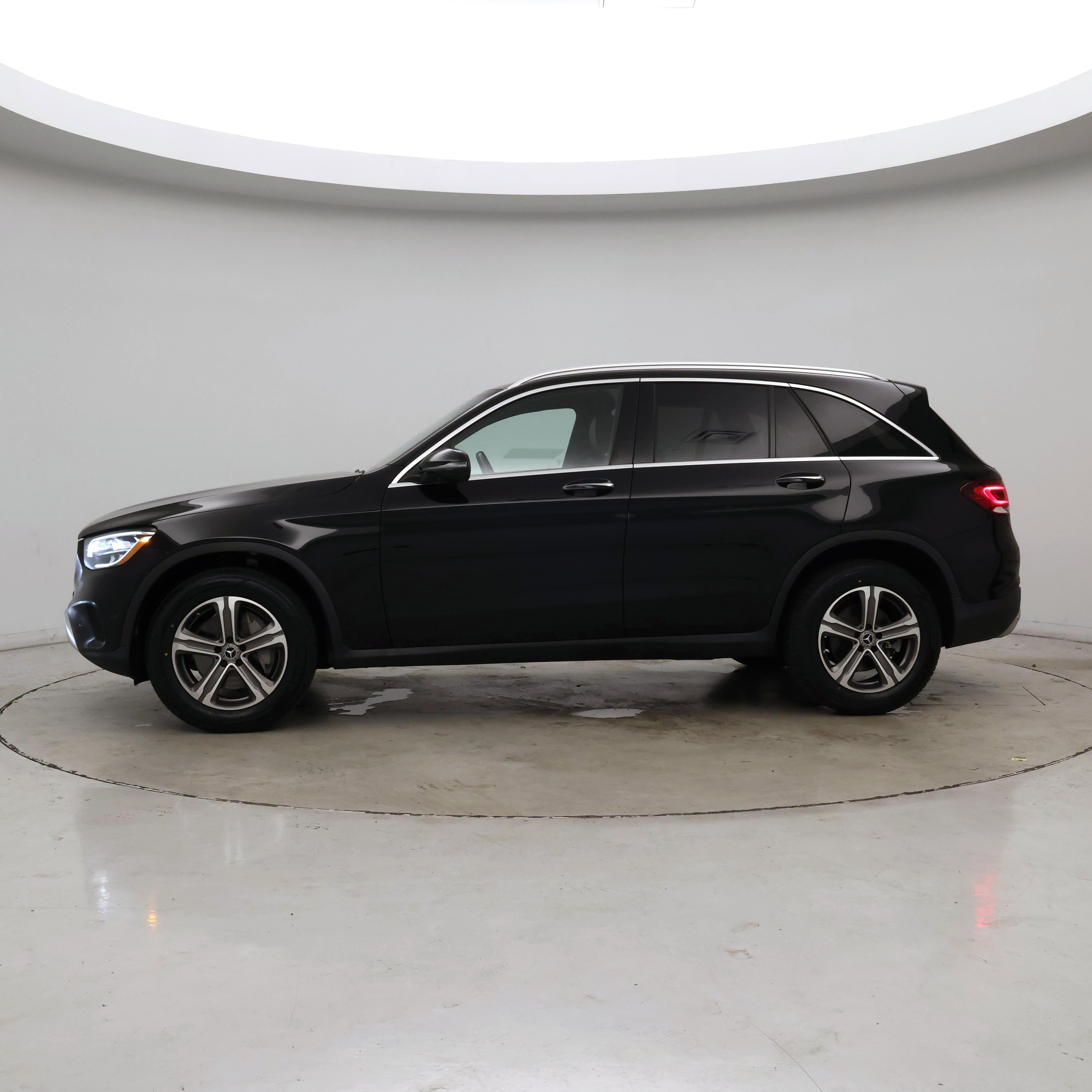 Thumbnail: 2020 Mercedes-Benz GLC - 3