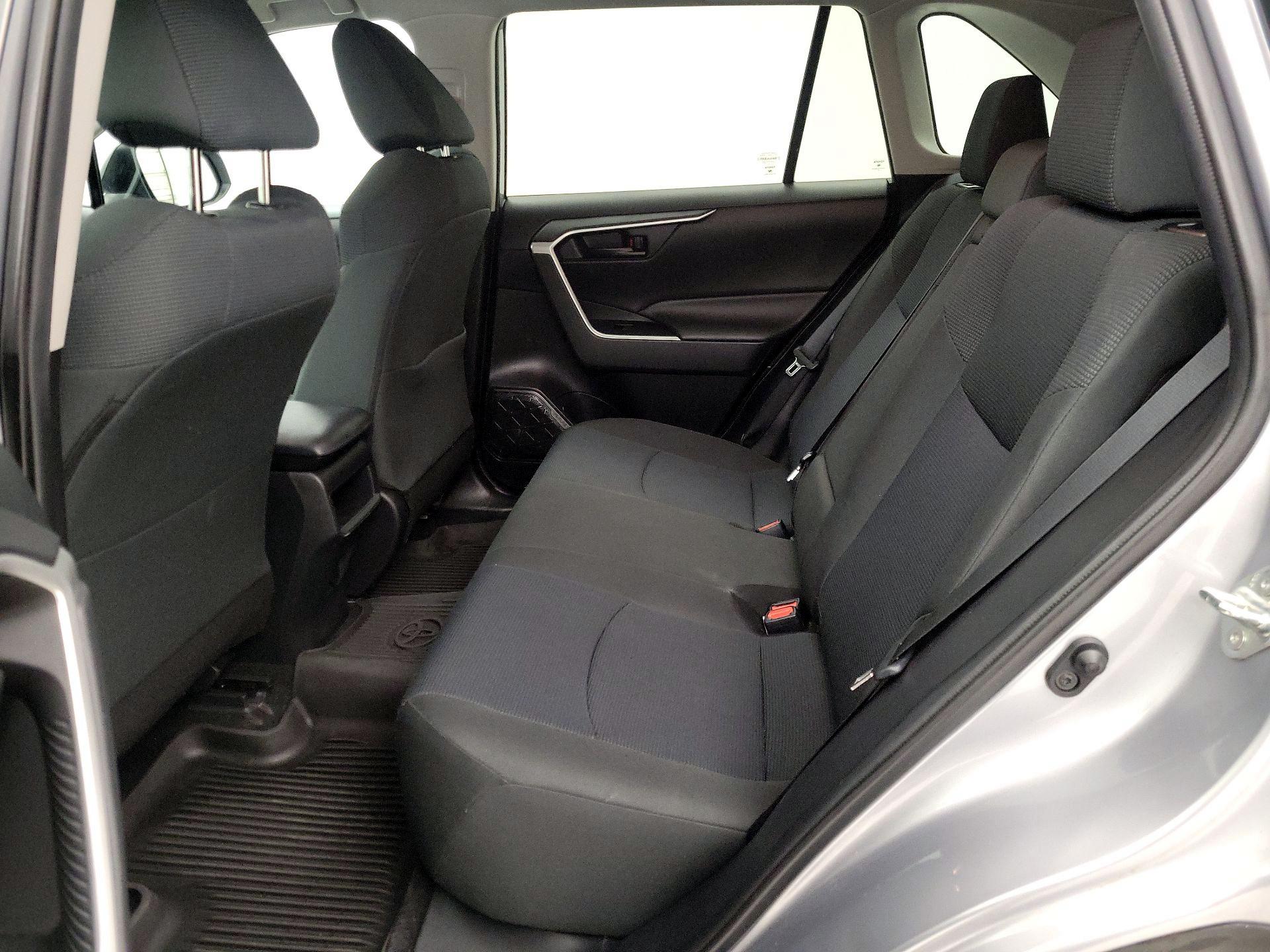 Thumbnail: 2021 Toyota RAV4 - 19