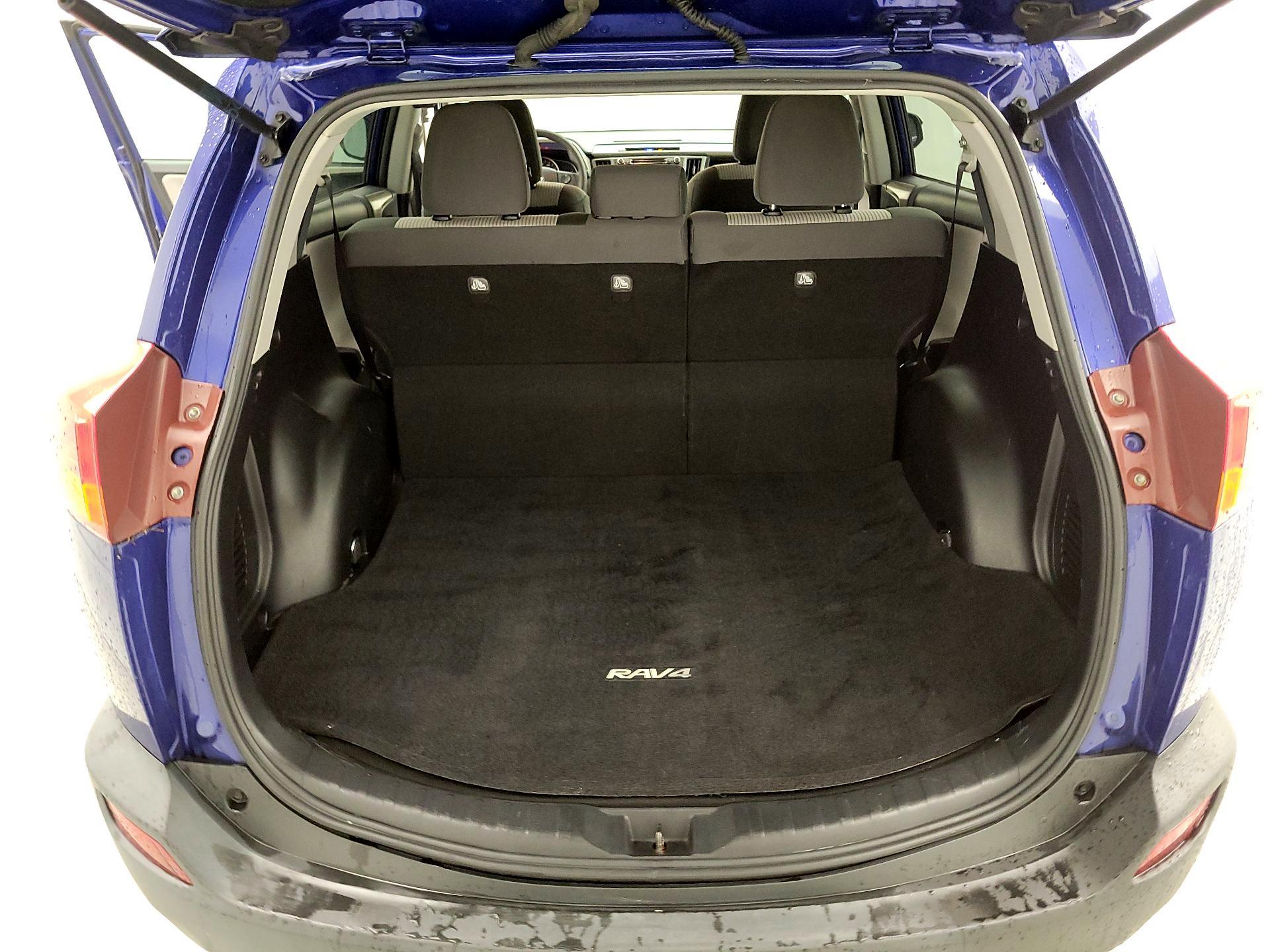 Thumbnail: 2015 Toyota RAV4 - 20