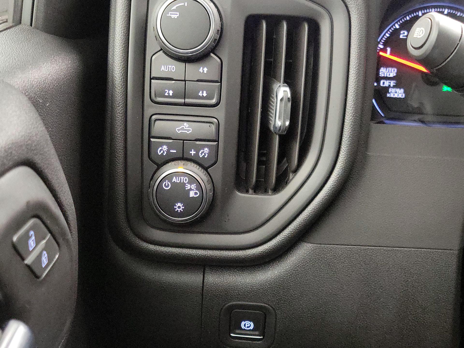 Thumbnail: 2025 Chevrolet Silverado 1500 - 13