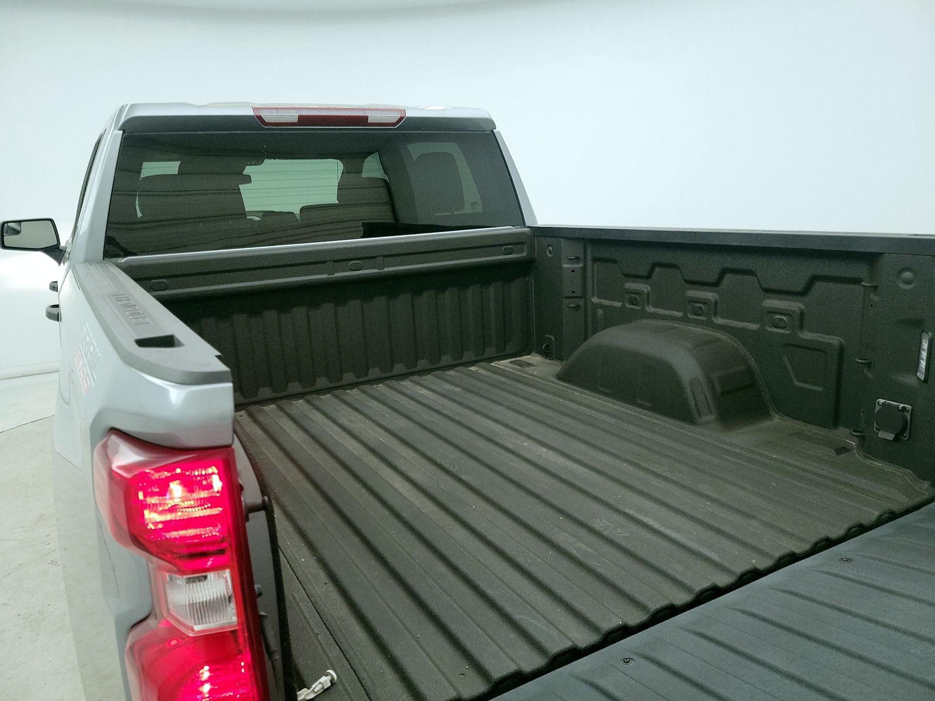 Thumbnail: 2025 Chevrolet Silverado 1500 - 20