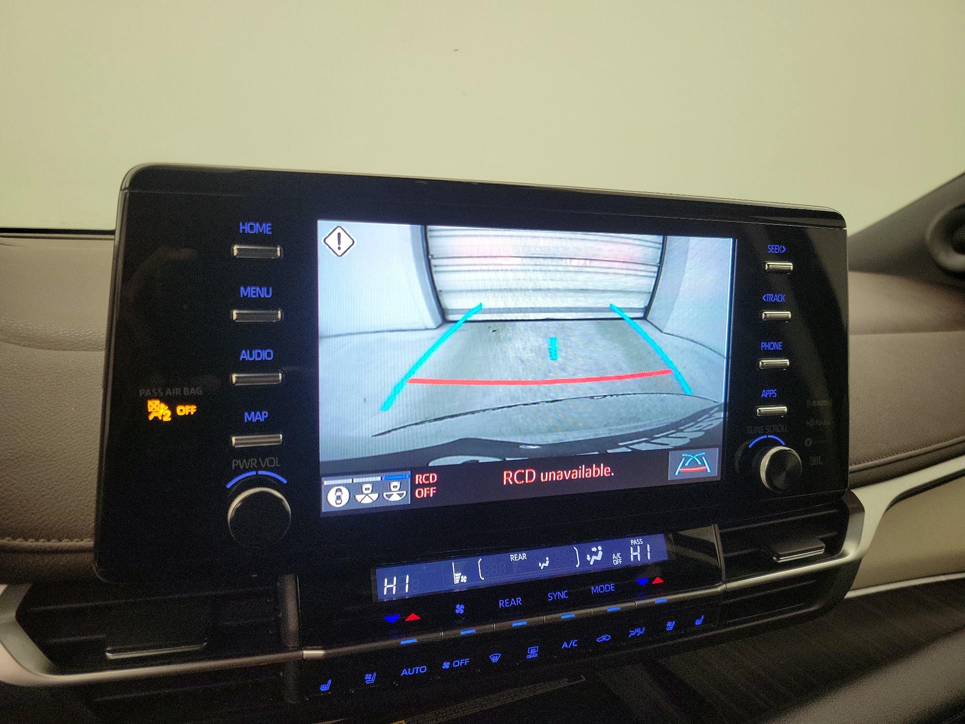 Thumbnail: 2022 Toyota Sienna - 14