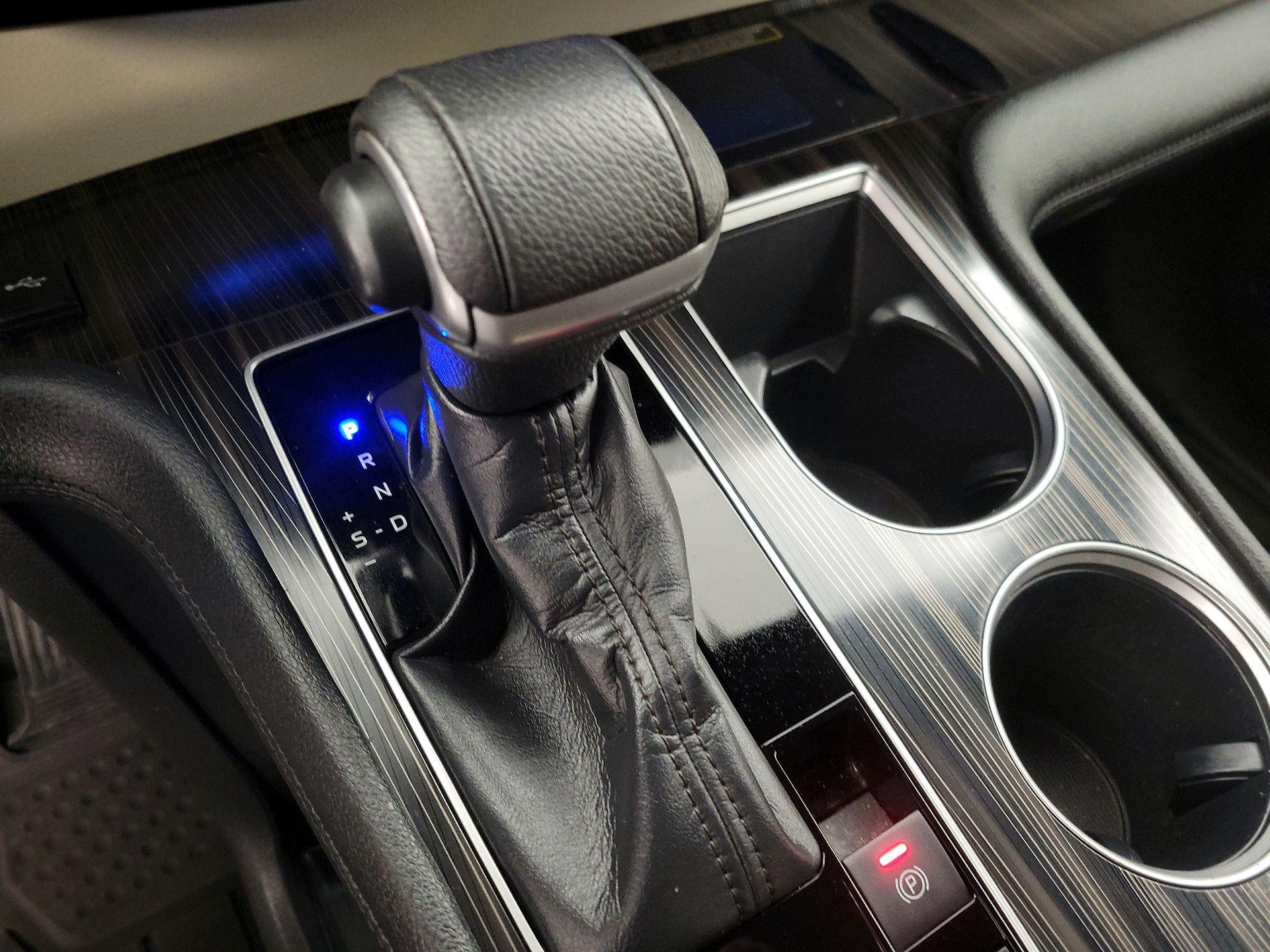 Thumbnail: 2022 Toyota Sienna - 17