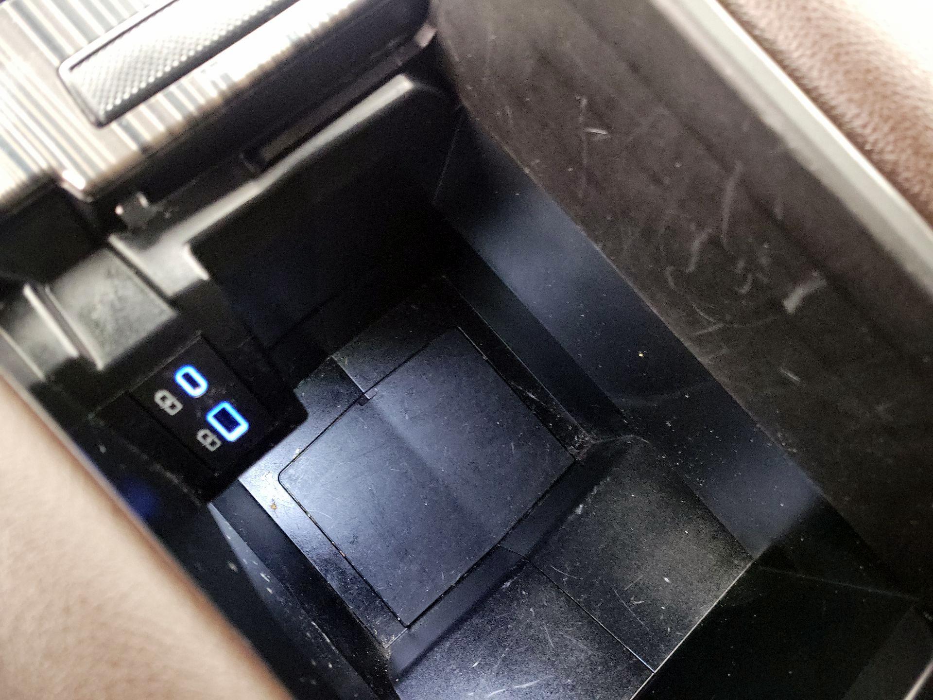 Thumbnail: 2022 Toyota Sienna - 18