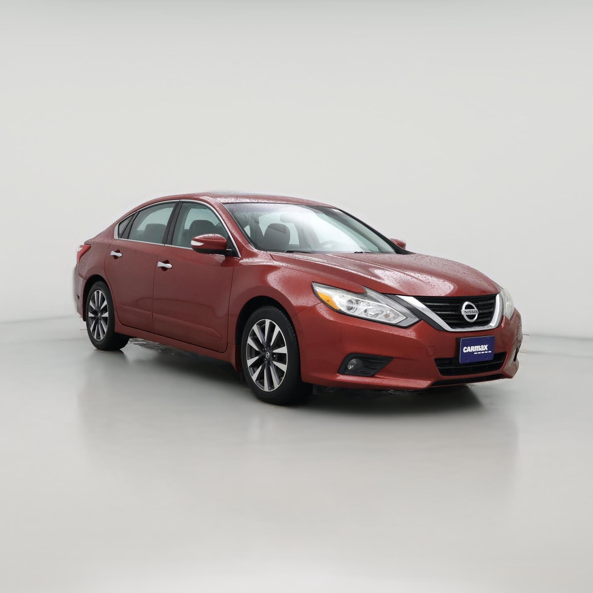 Thumbnail: 2016 Nissan Altima - 1