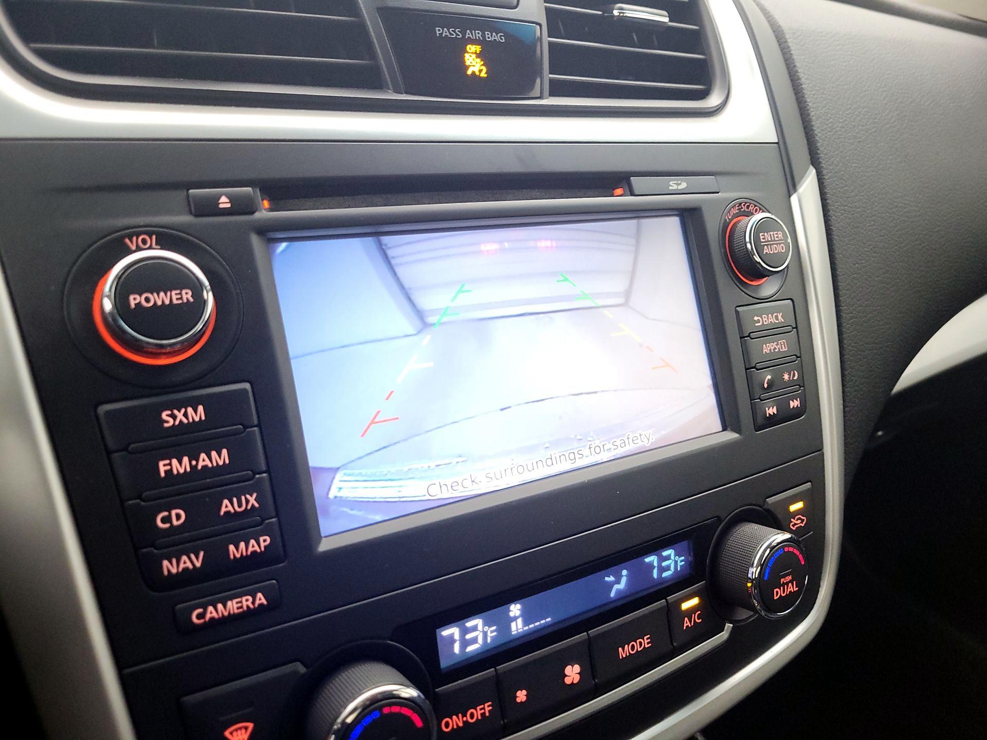 Thumbnail: 2016 Nissan Altima - 14