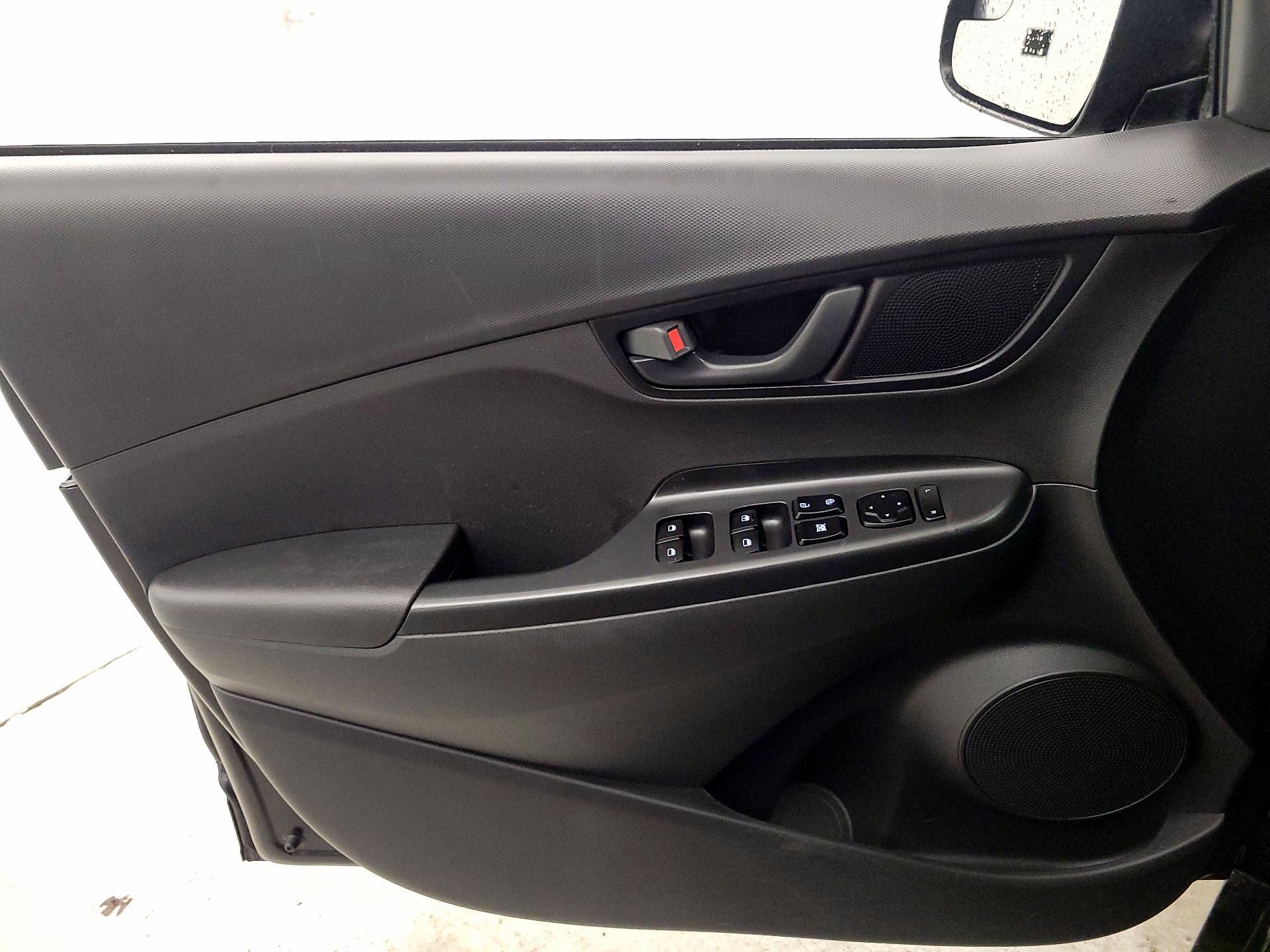 Thumbnail: 2019 Hyundai Kona - 12