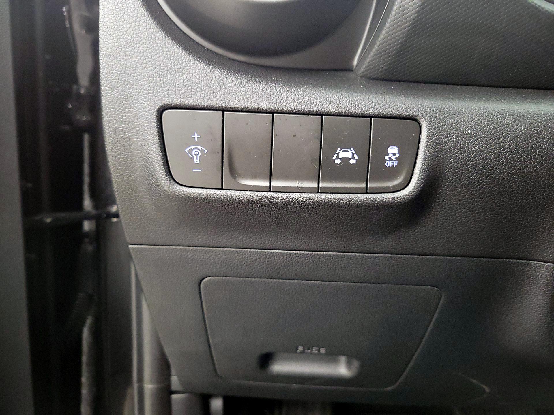 Thumbnail: 2019 Hyundai Kona - 13