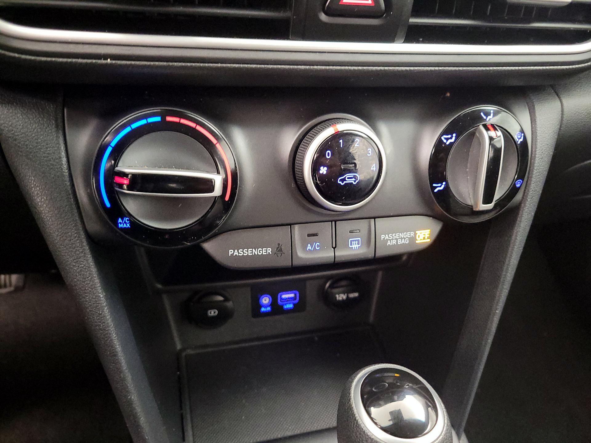 Thumbnail: 2019 Hyundai Kona - 16