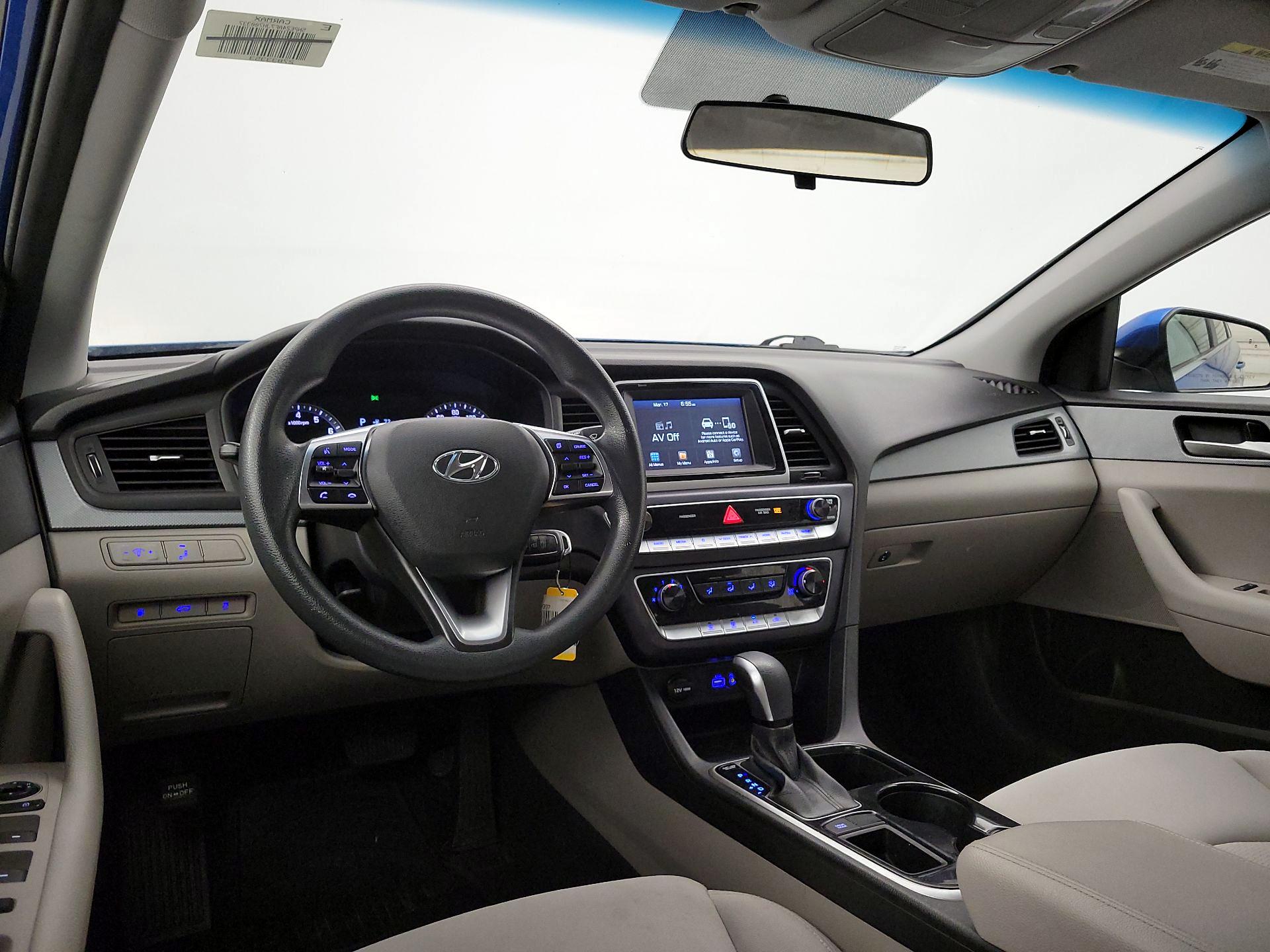 Thumbnail: 2018 Hyundai Sonata - 9